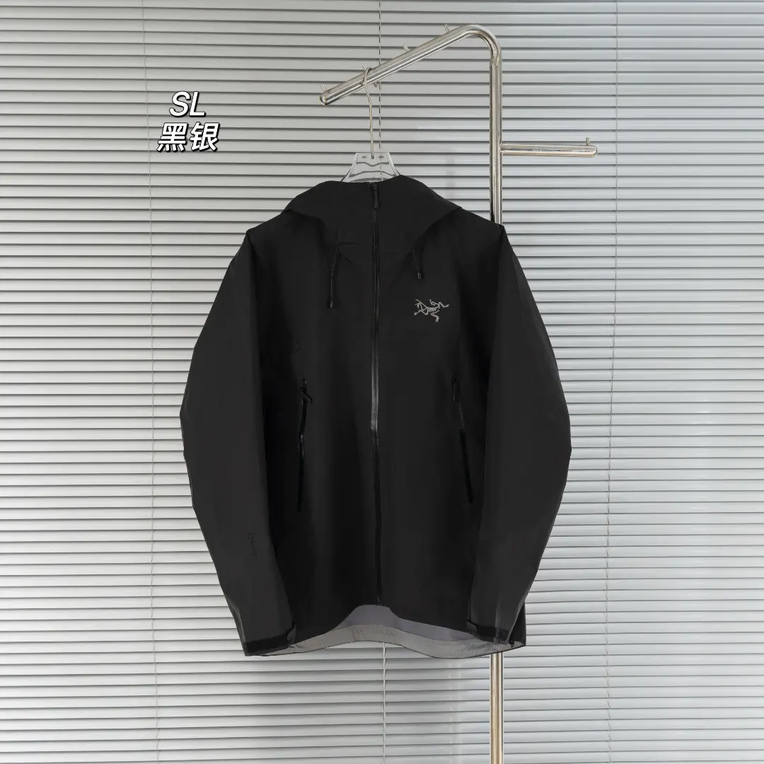 Beta SL GORE-TEX Hooded Shell Jacket D39013830