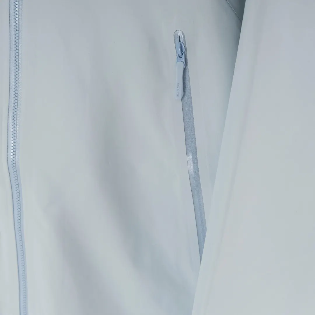 Beta Lightweight GORE-TEX Shell Jacket D39013828 — view 6