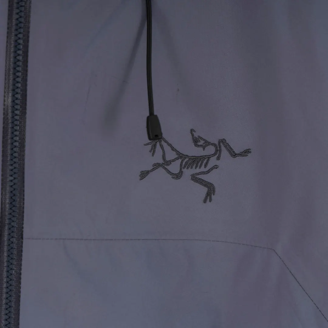 Beta Lightweight GORE-TEX Hooded Jacket D39013829 — view 5