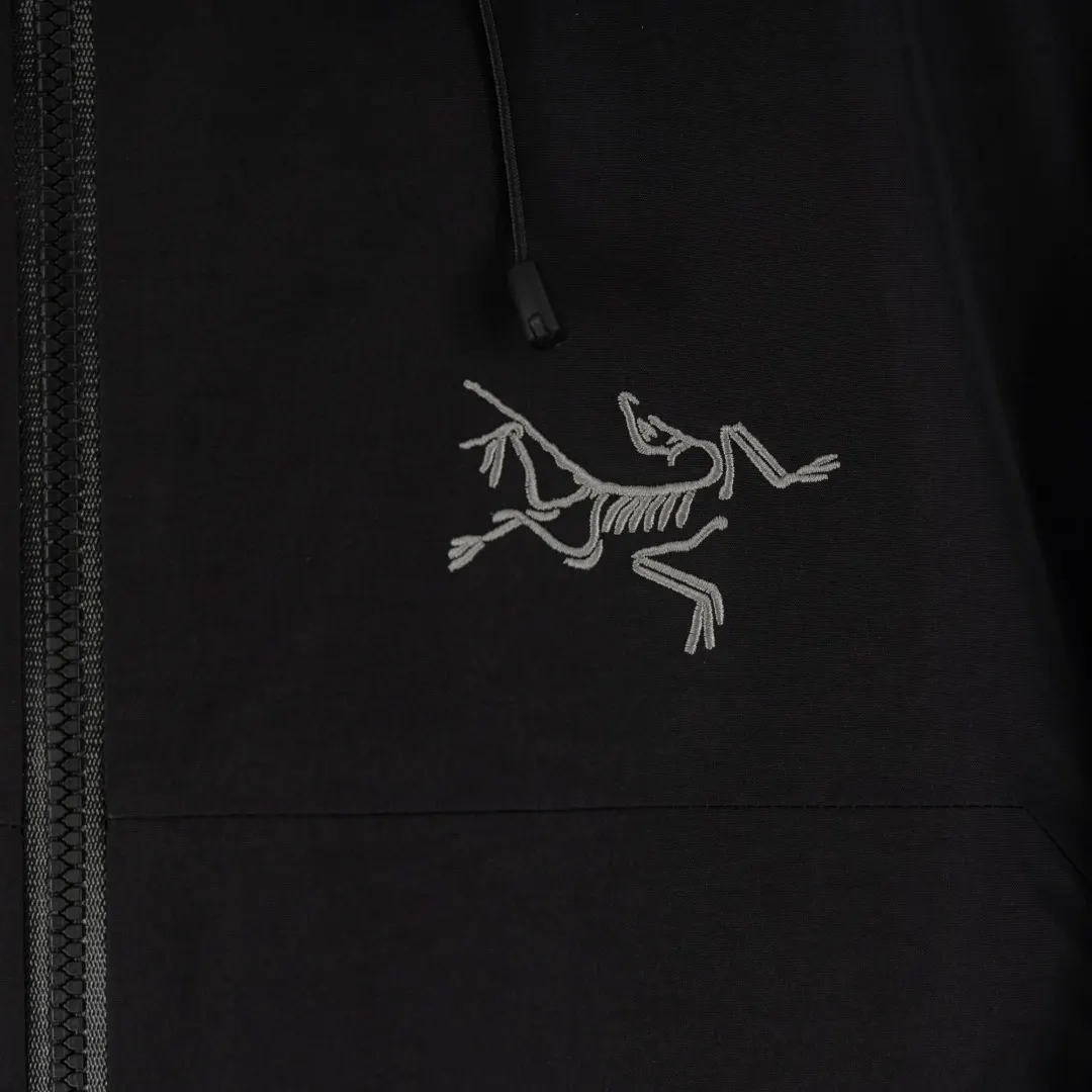 Beta Lightweight GORE-TEX Hooded Shell Jacket D39013823 — view 5