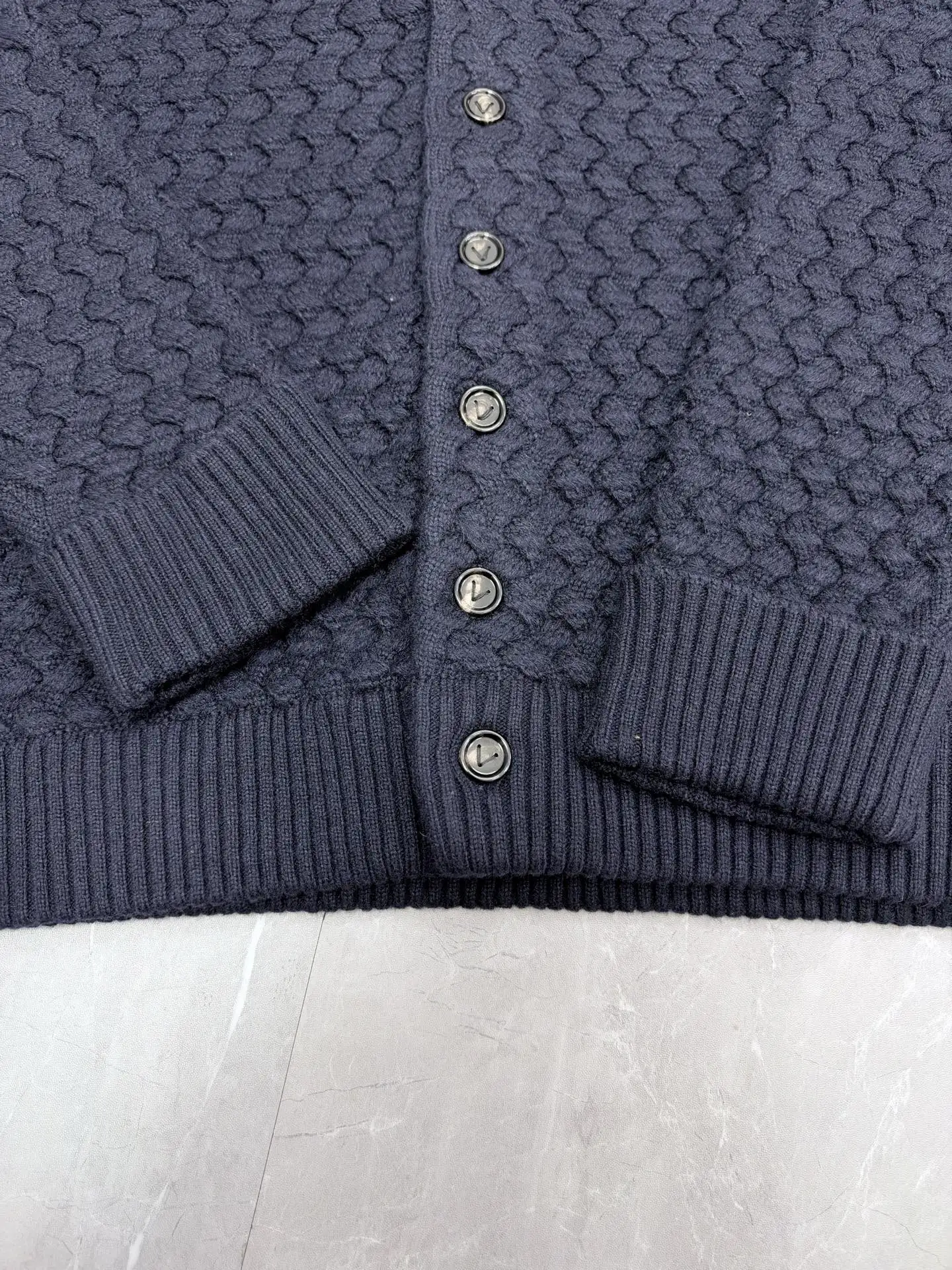 Intrecciato Textured Wool Cardigan D39020500 — view 6