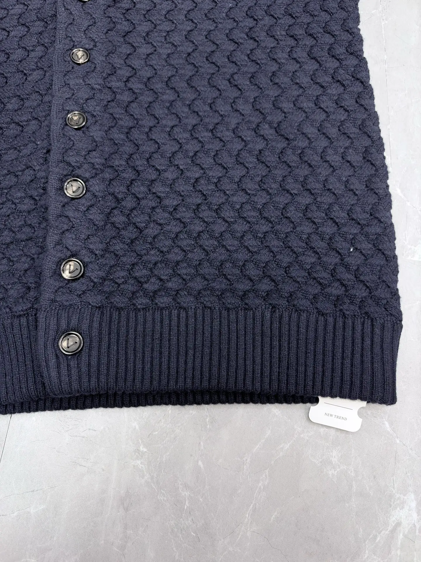 Intrecciato Textured Wool Cardigan D39020500 — view 7