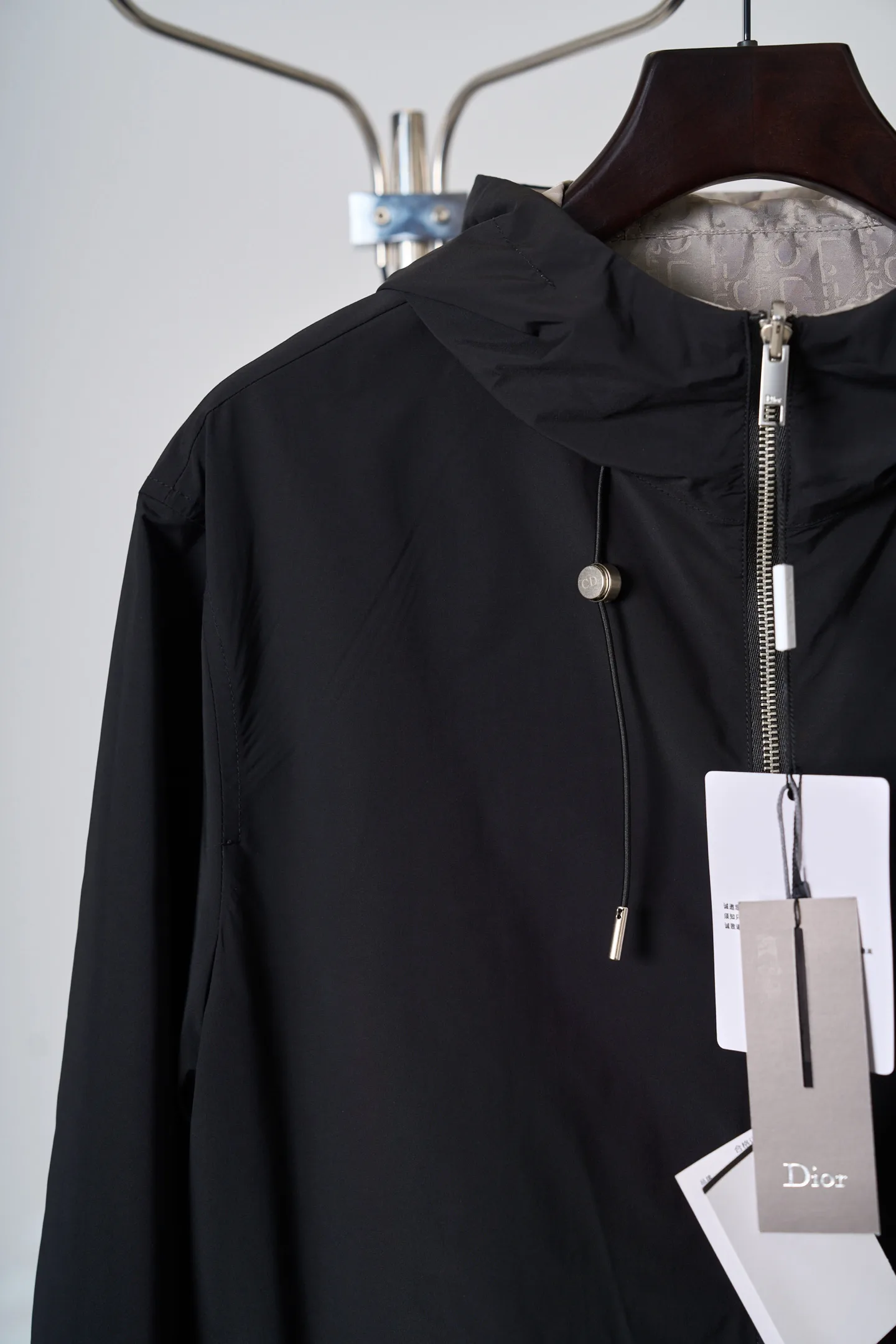 Dior Oblique Reversible Hooded Jacket D39520409 — view 13
