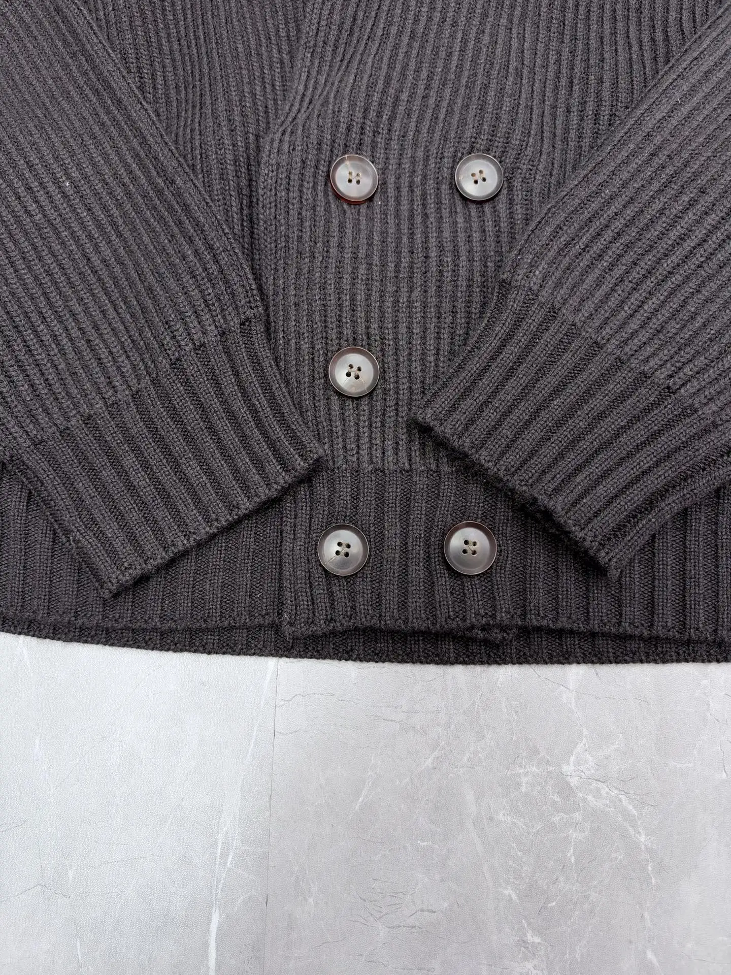 Double-Breasted Ribbed Cashmere Cardigan D39520501 — view 6