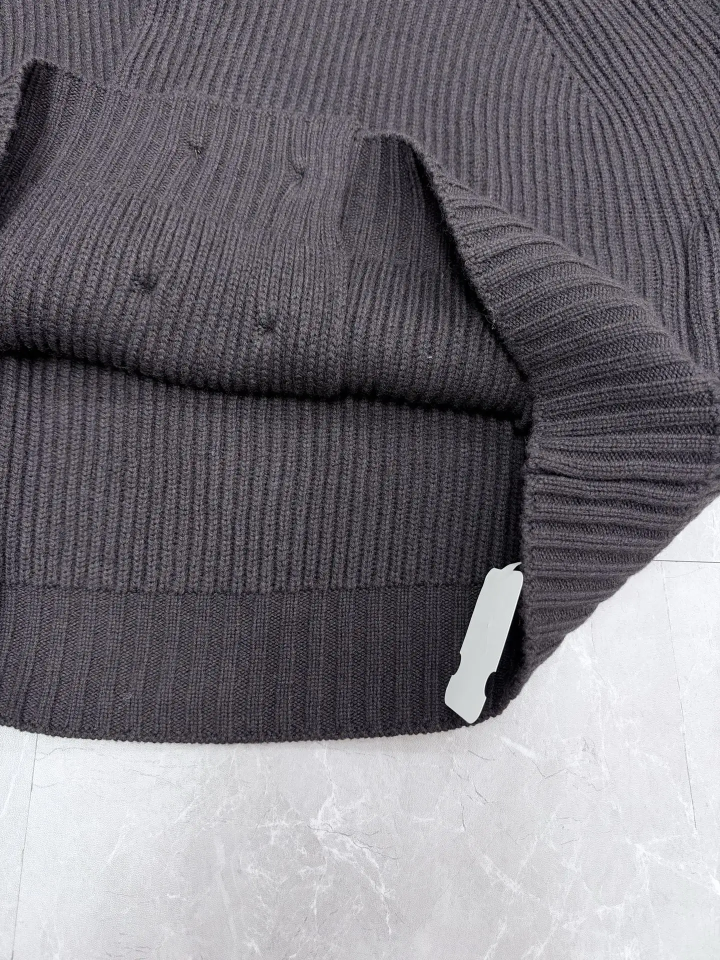 Double-Breasted Ribbed Cashmere Cardigan D39520501 — view 8