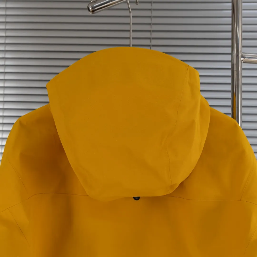 Alpha SV GORE-TEX Pro Hooded Shell Jacket D40013821 — view 14