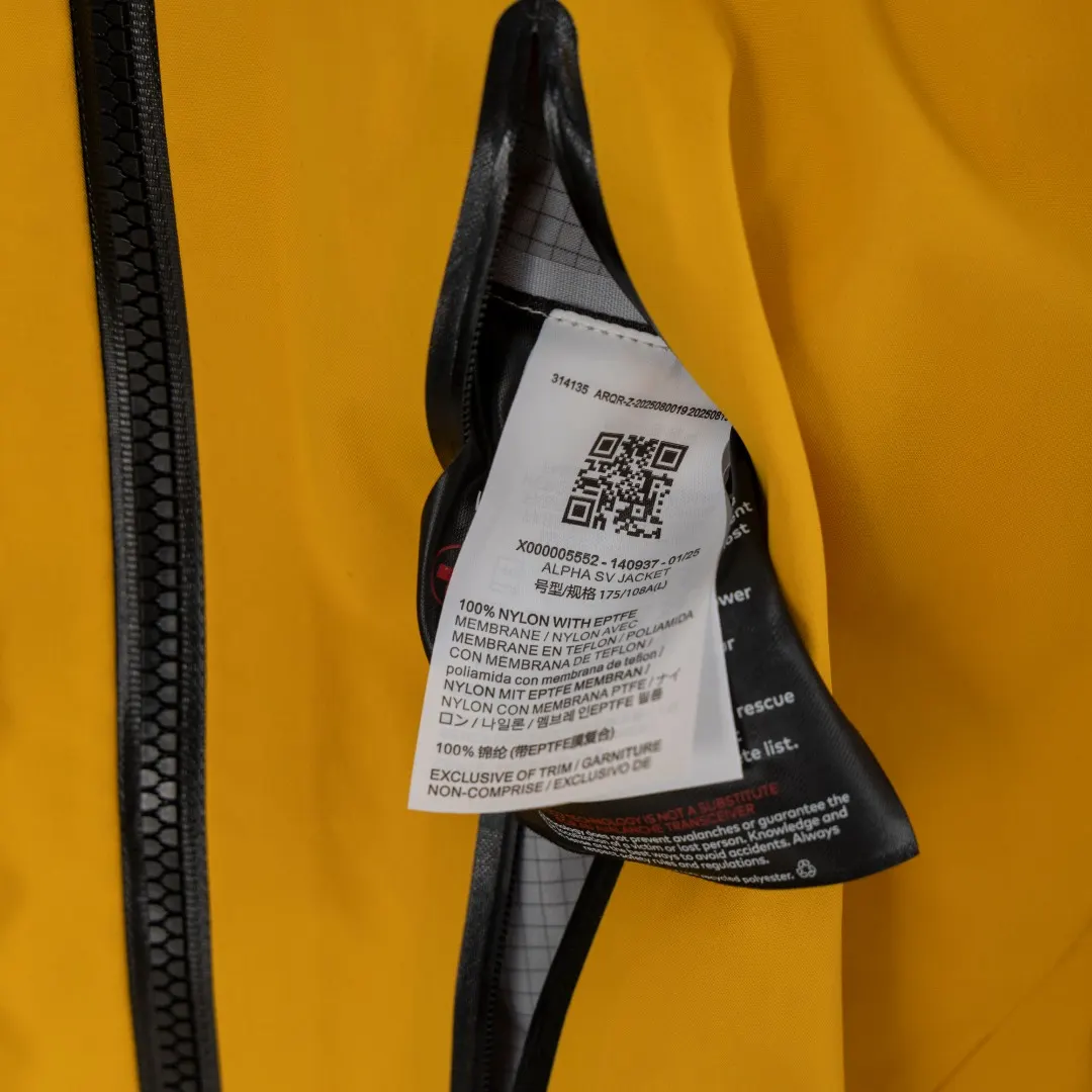 Alpha SV GORE-TEX Pro Hooded Shell Jacket D40013821 — view 15