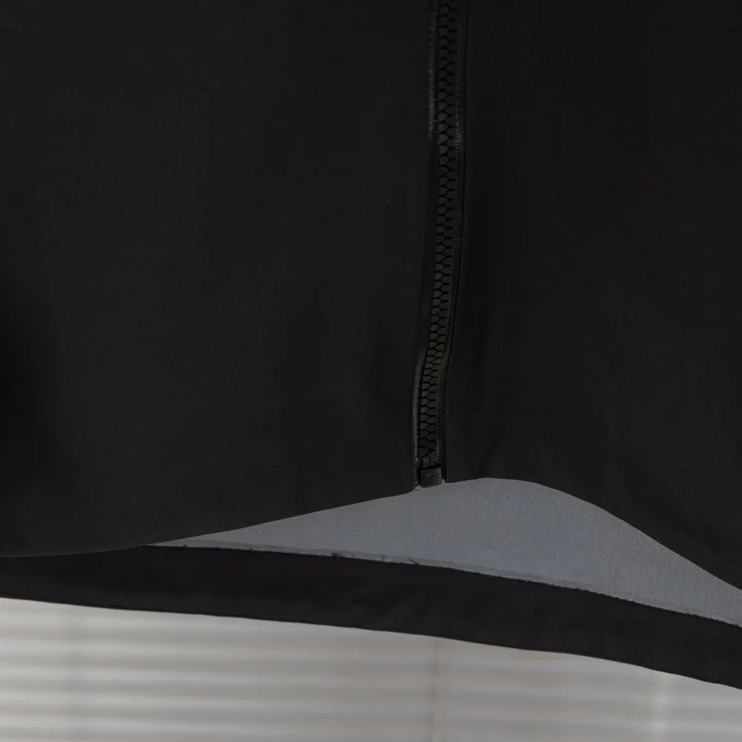 Alpha SV GORE-TEX Pro Hooded Jacket D40013818 — view 10