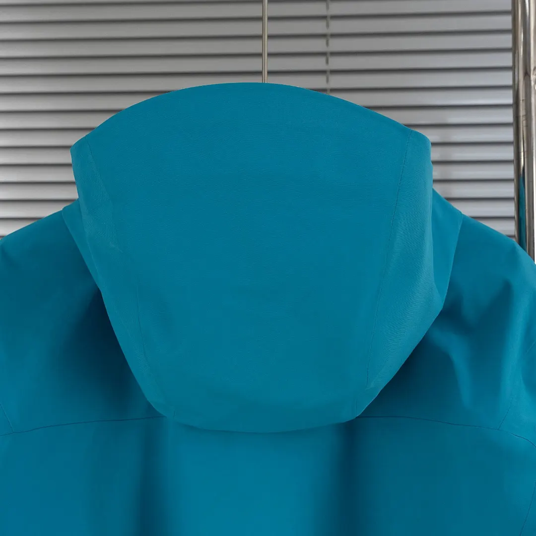 Alpha SV GORE-TEX Pro Hooded Shell Jacket D40013812 — view 15