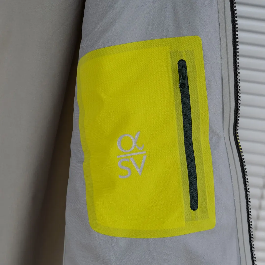 Alpha SV GORE-TEX Pro Hardshell Jacket D40013816 — view 14