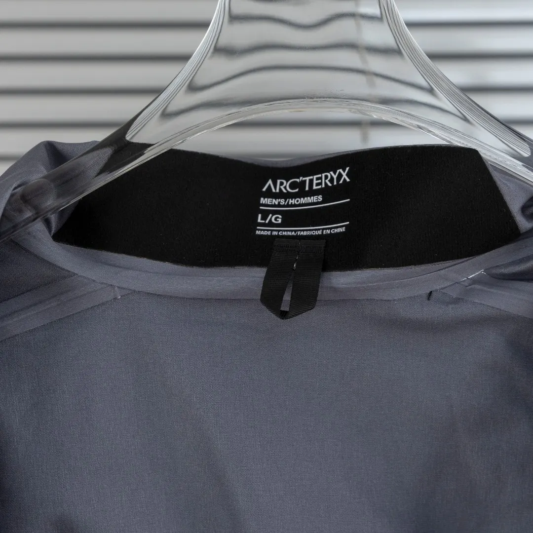 Arc'teryx x Songtsam Beta SL GORE-TEX Shell Jacket D40013822 — view 15