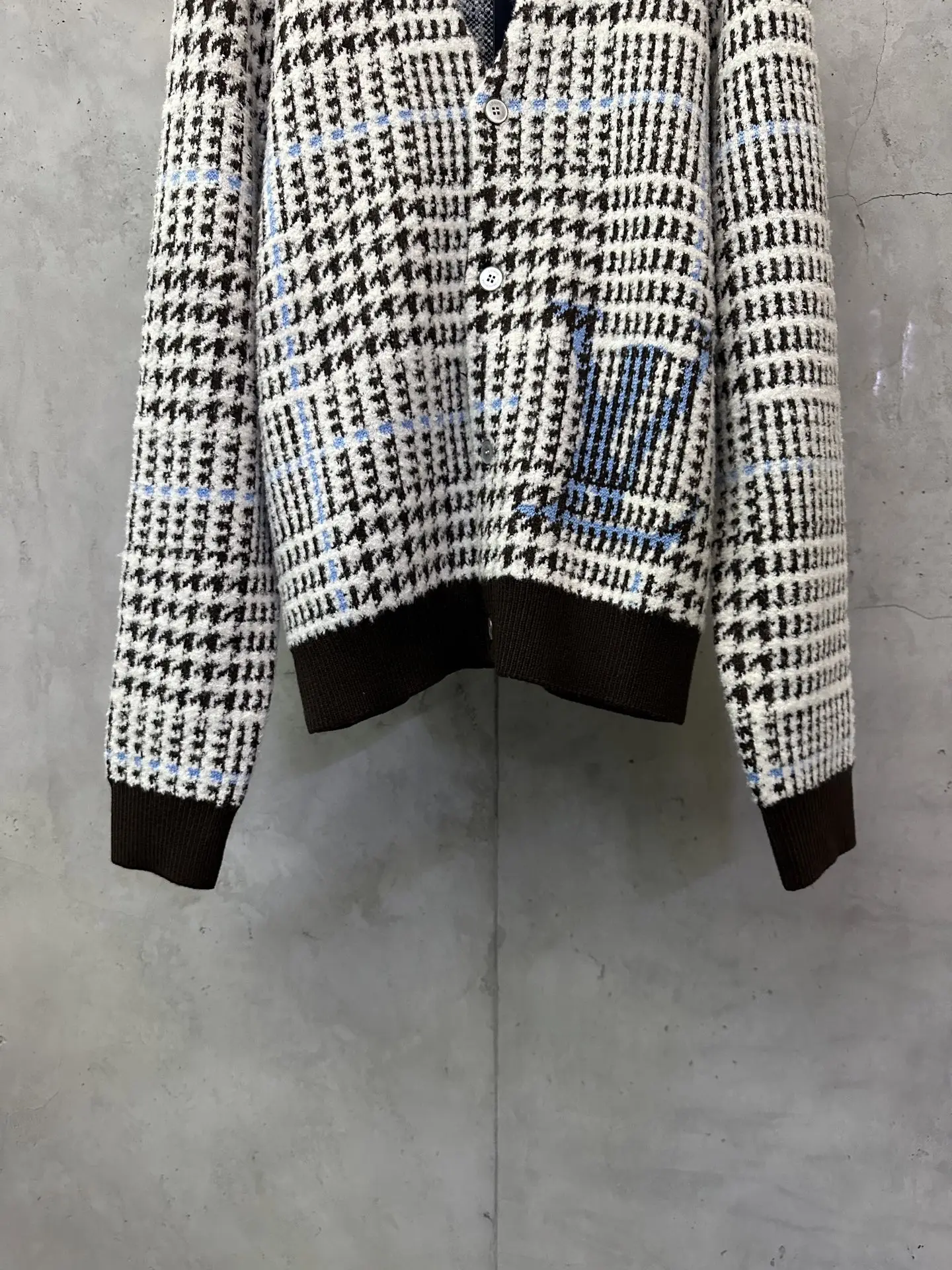 Houndstooth Check V-Neck Wool-Blend Cardigan D41025059 — view 4