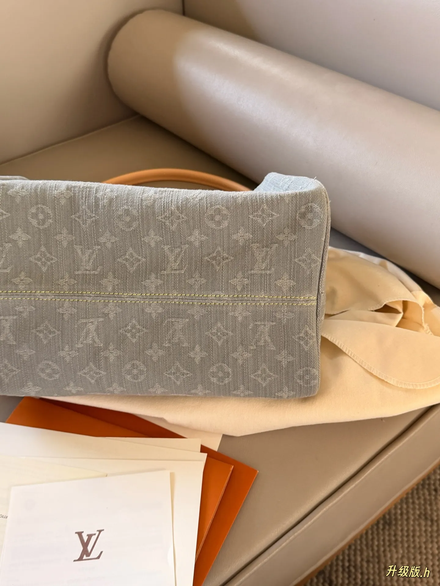 Speedy 30 Monogram Denim Shoulder Bag D41018512 — view 9