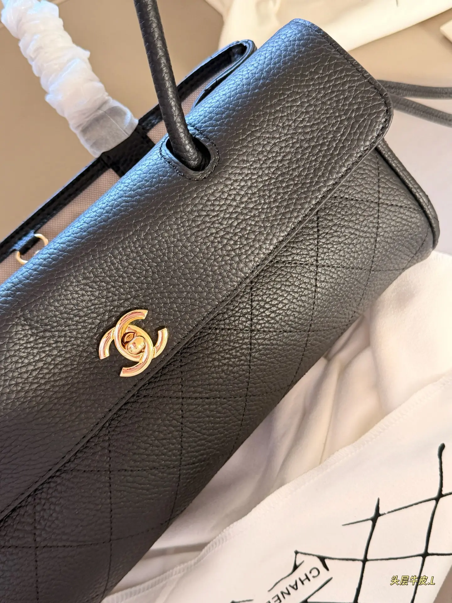 Chanel 26S Grained Leather Baguette Bag D41018489 — view 3