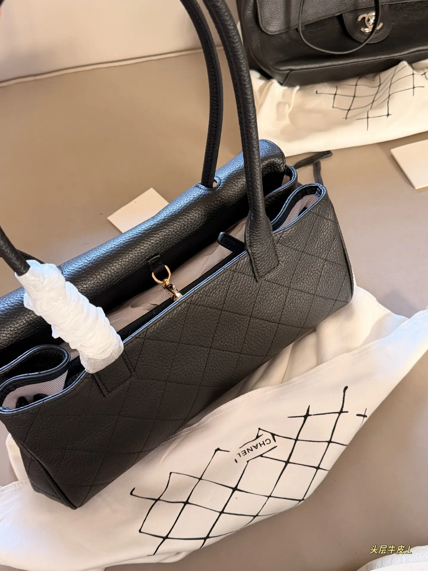 Chanel 26S Grained Leather Baguette Bag D41018489 — view 6