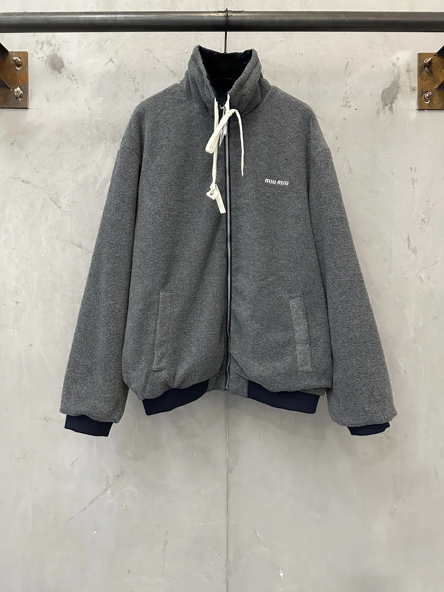 Reversible Technical Fabric and Fleece Jacket D42020242 — view 2