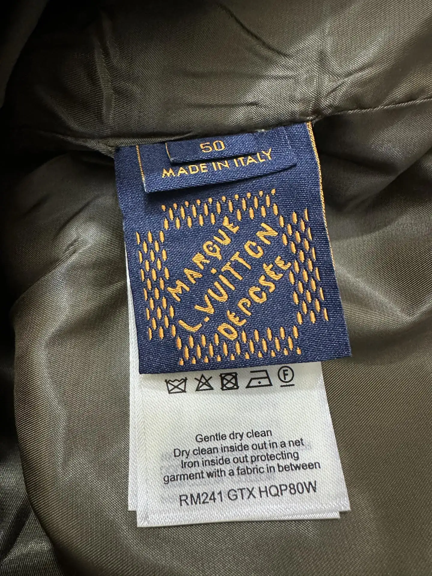 Monogram All-Over Print Hooded Jacket D46020181 — view 11