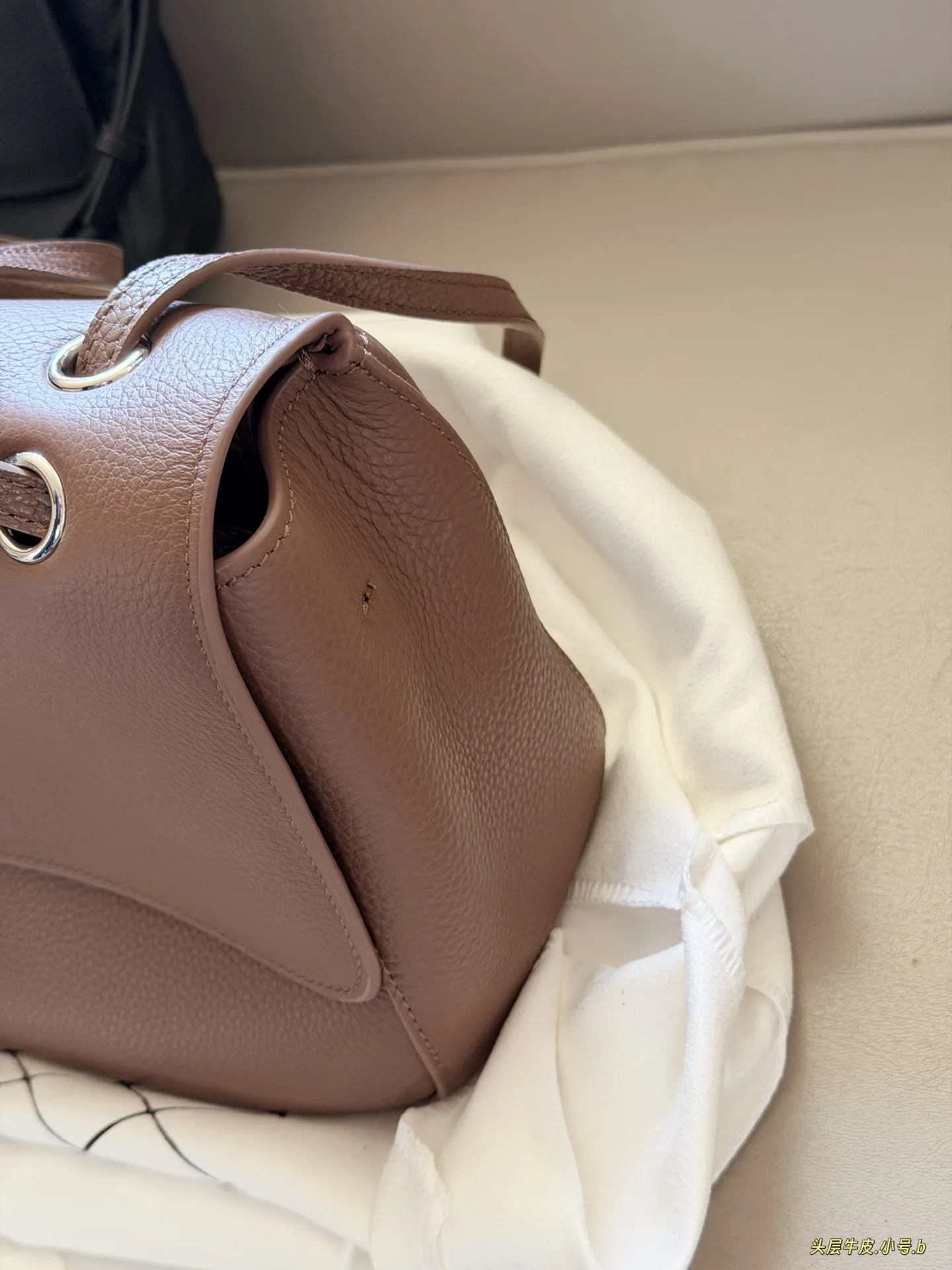 Chanel CF Maxi Grained Leather Shoulder Bag D50018534 — view 4