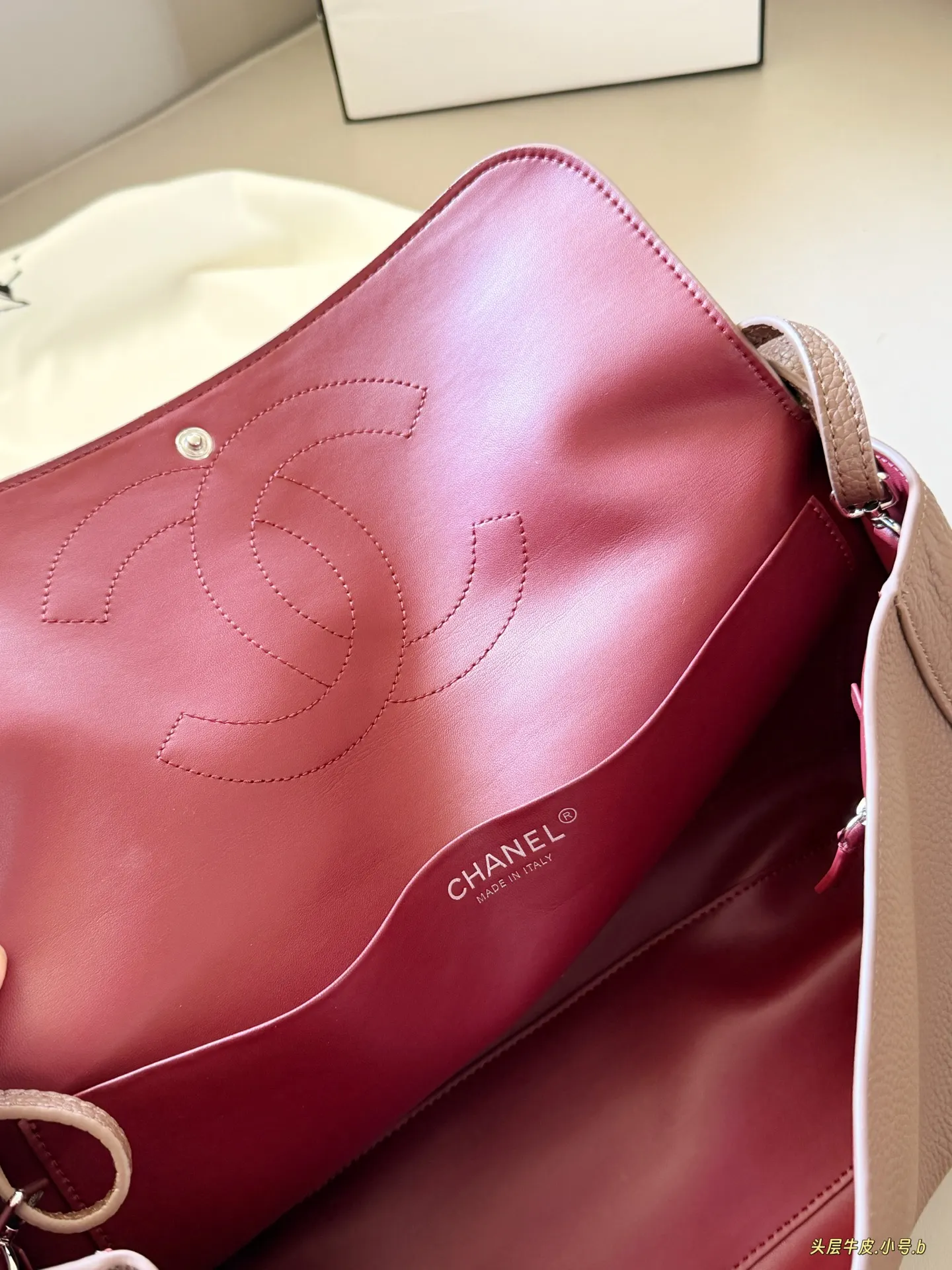 Chanel CF Maxi Grained Leather Shoulder Bag D50018534 — view 8