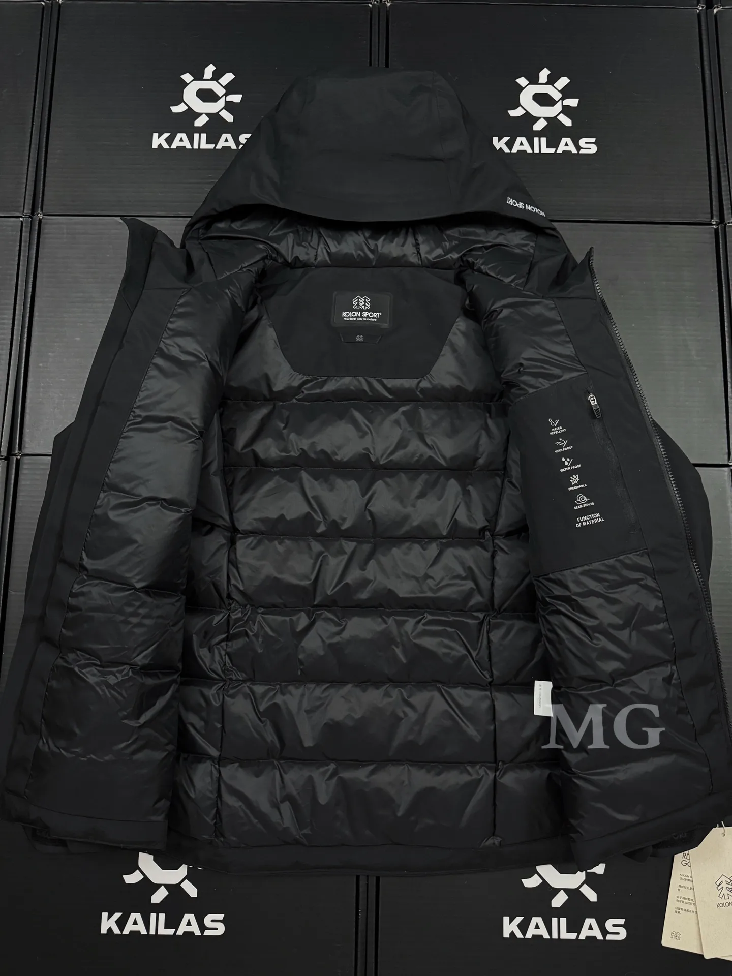 Hooded Down-Filled Performance Puffer Jacket D56020679 — view 7
