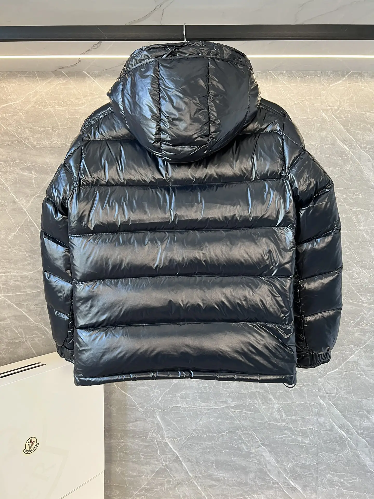 Maya Glossy Nylon Down Puffer Jacket D58020302 — view 2