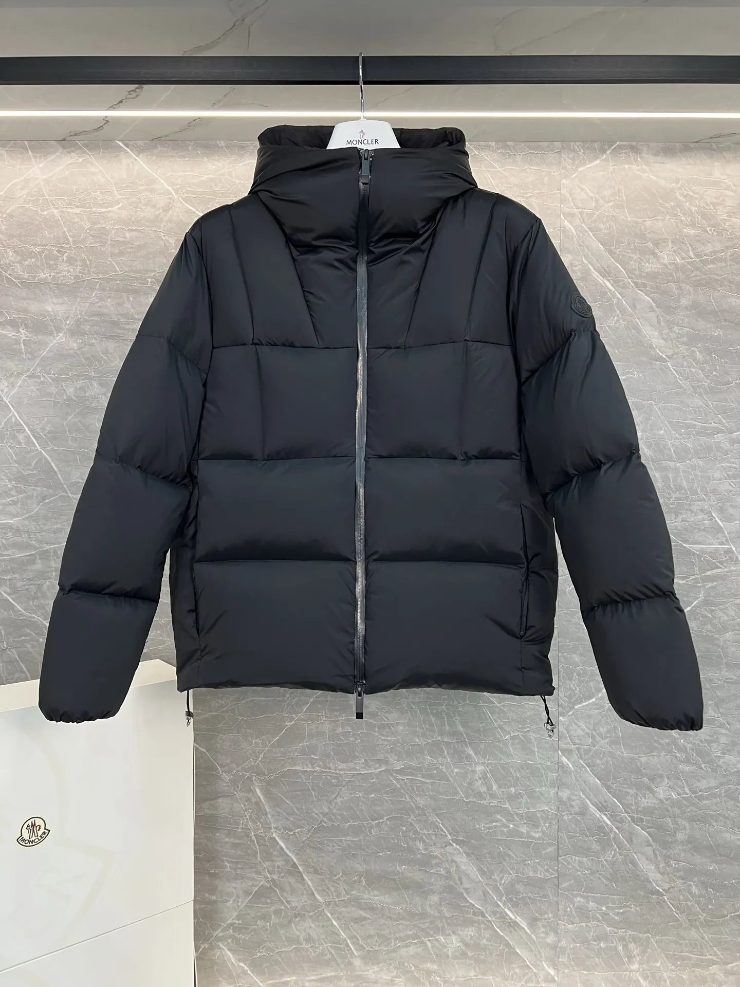 Fusain Hooded Down Puffer Jacket D58020305 — view 3