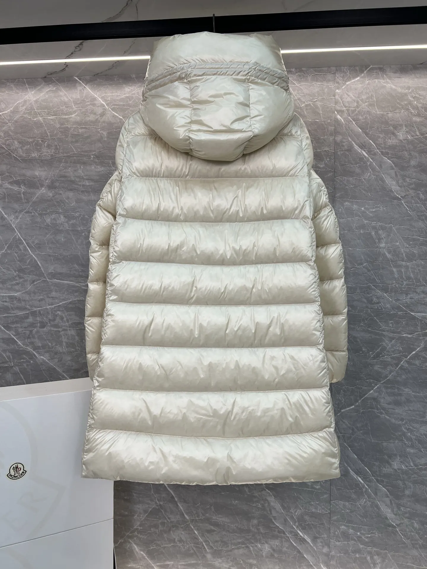 Suyenne Hooded Quilted Down Jacket D60020306 — view 9