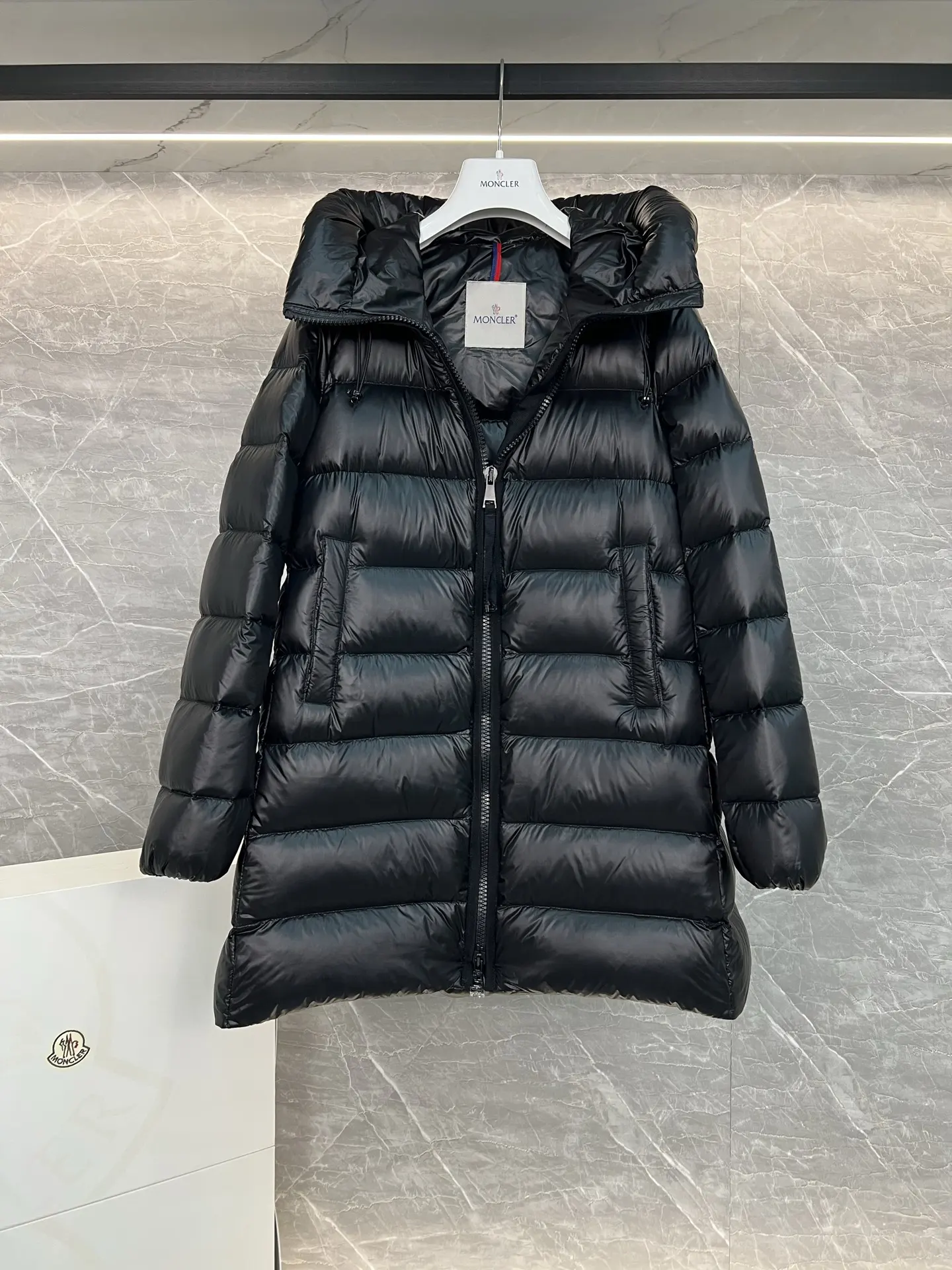 Suyenne Hooded Quilted Down Jacket D60020307 — view 6