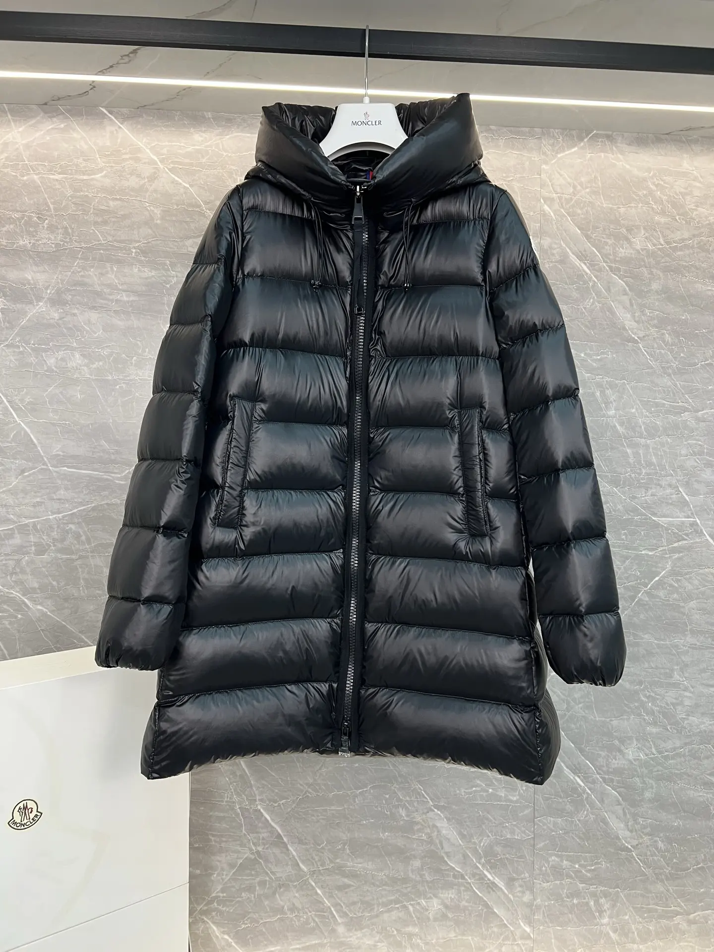 Suyenne Hooded Quilted Down Jacket D60020307 — view 8
