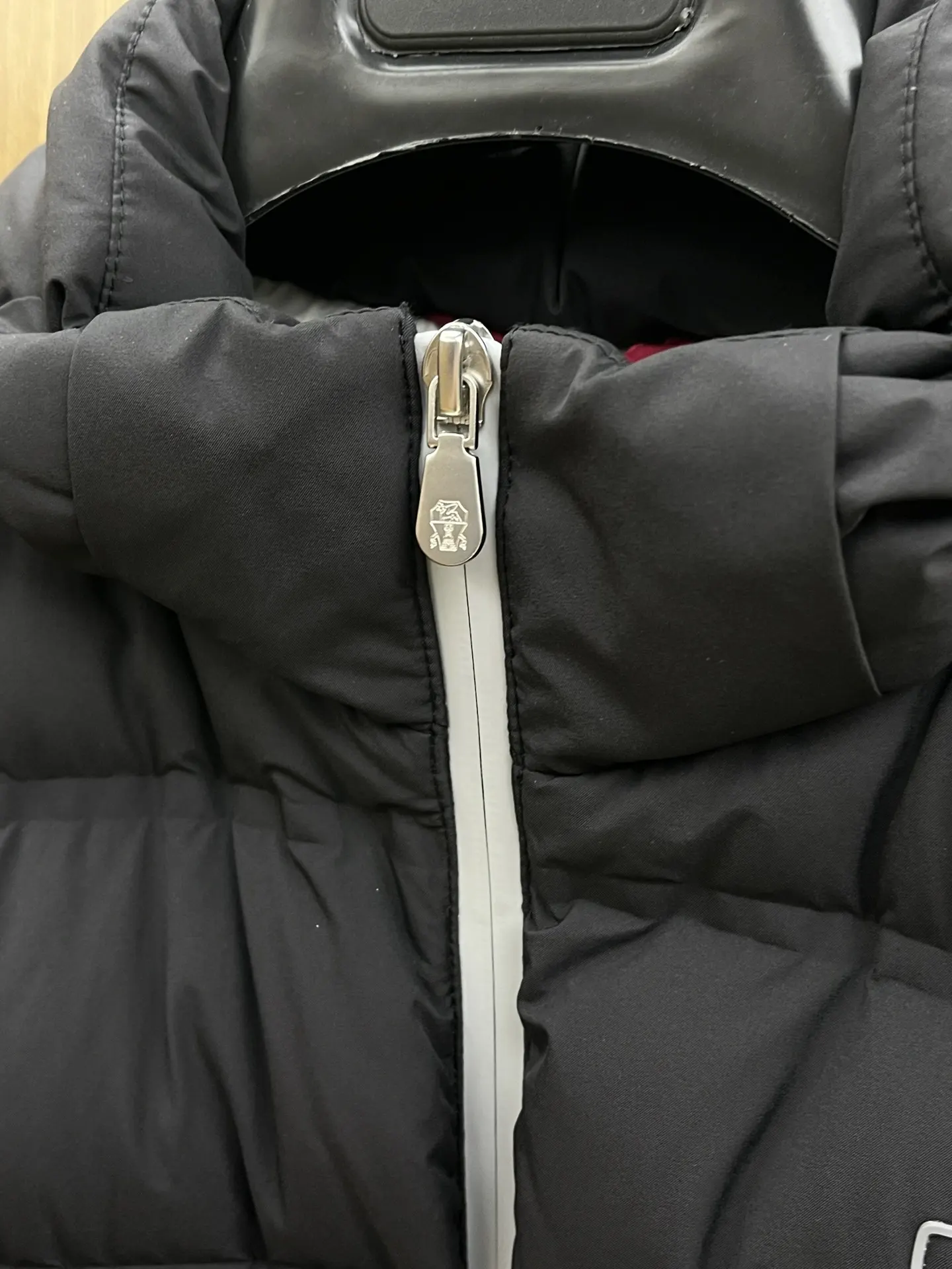Logo-Print Quilted Down Puffer Jacket D60020389 — view 4