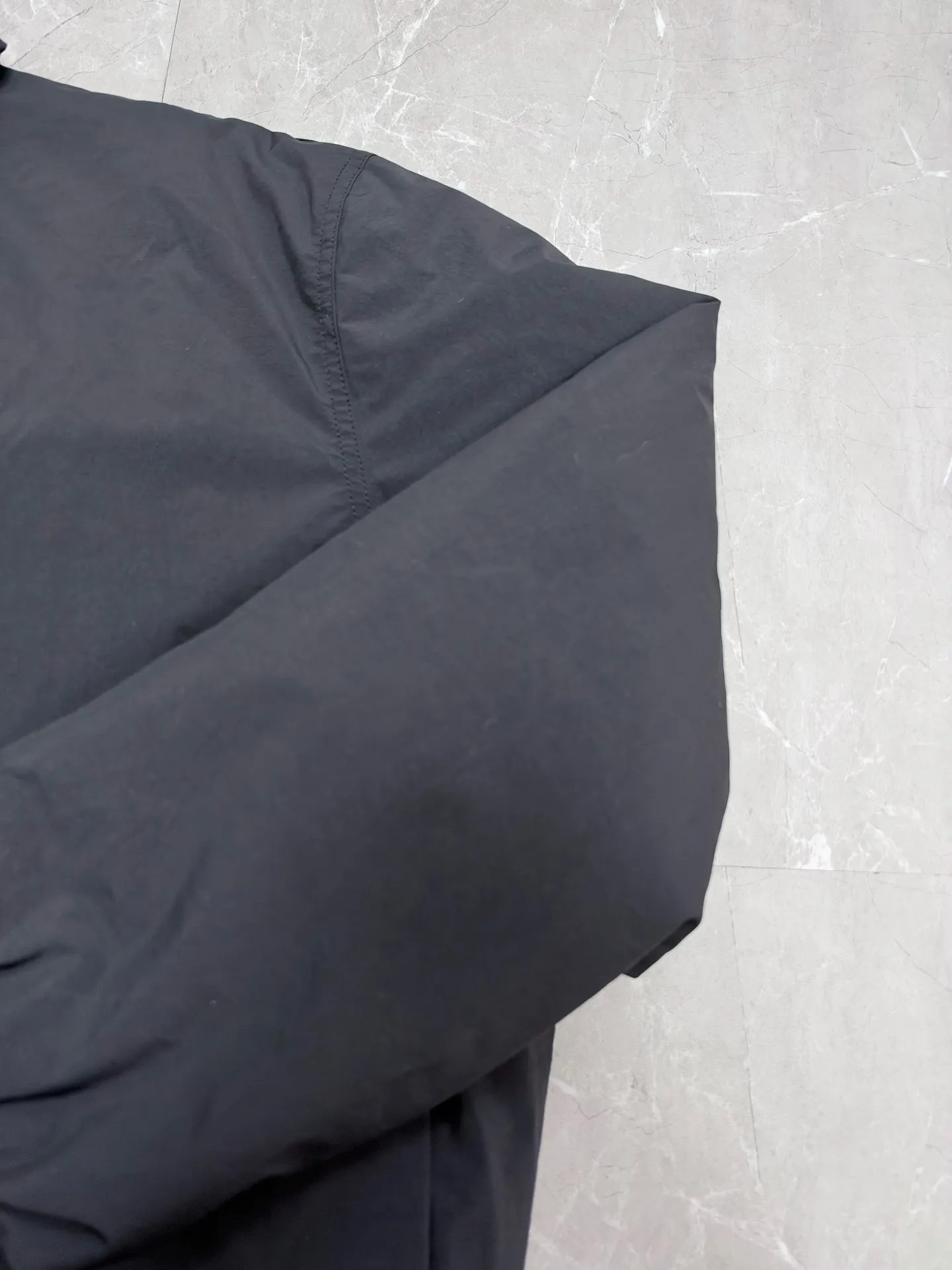 Point-Collar Down-Filled Puffer Jacket D61020505 — view 4