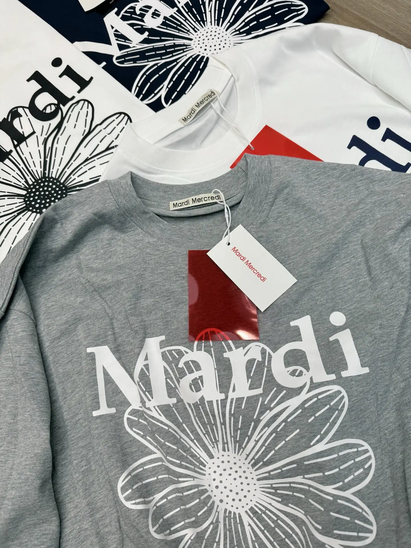 Mardi Mercredi Flower Logo Long-Sleeve T-Shirt D7916105 — view 3