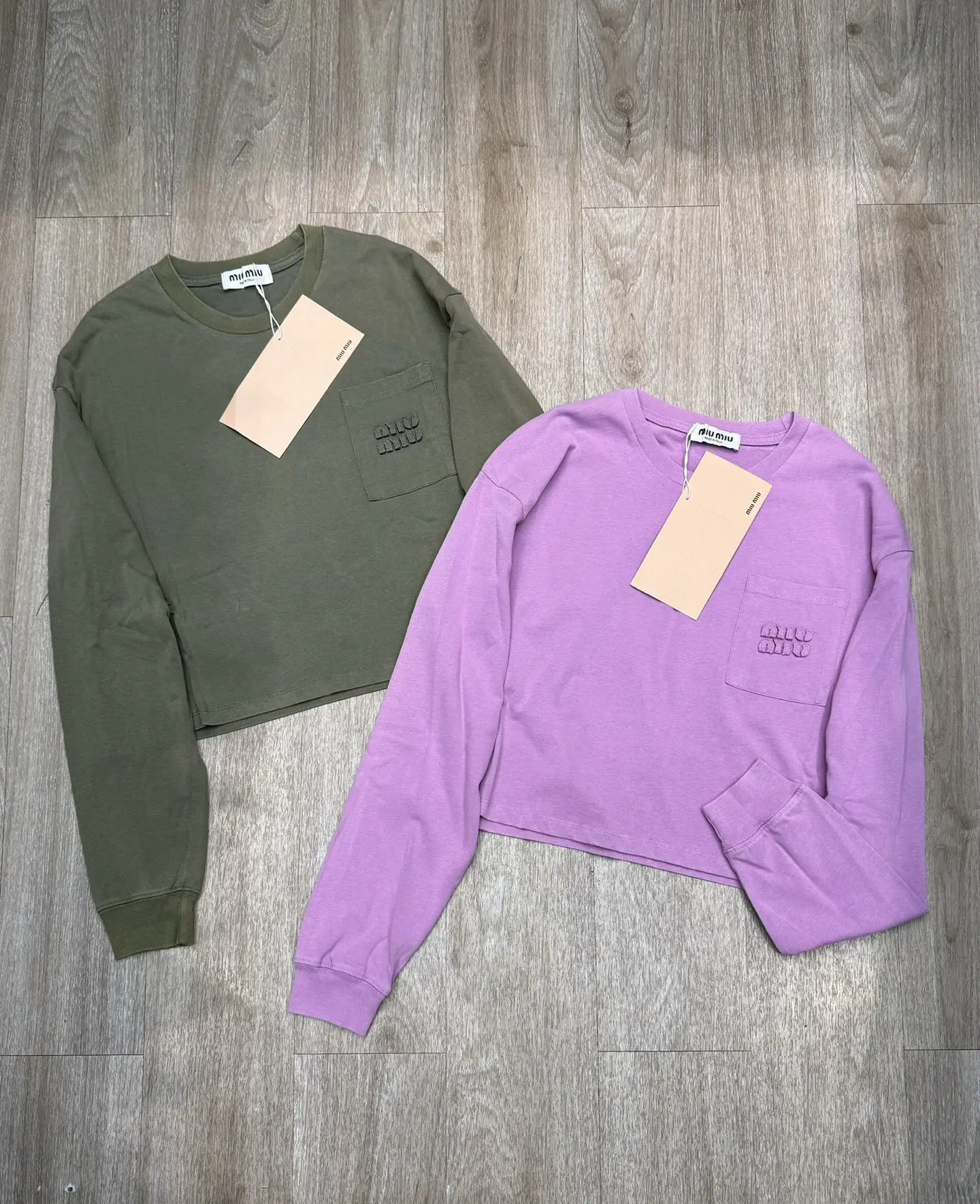 Logo-Embroidered Cropped Long-Sleeve T-Shirt D7916099
