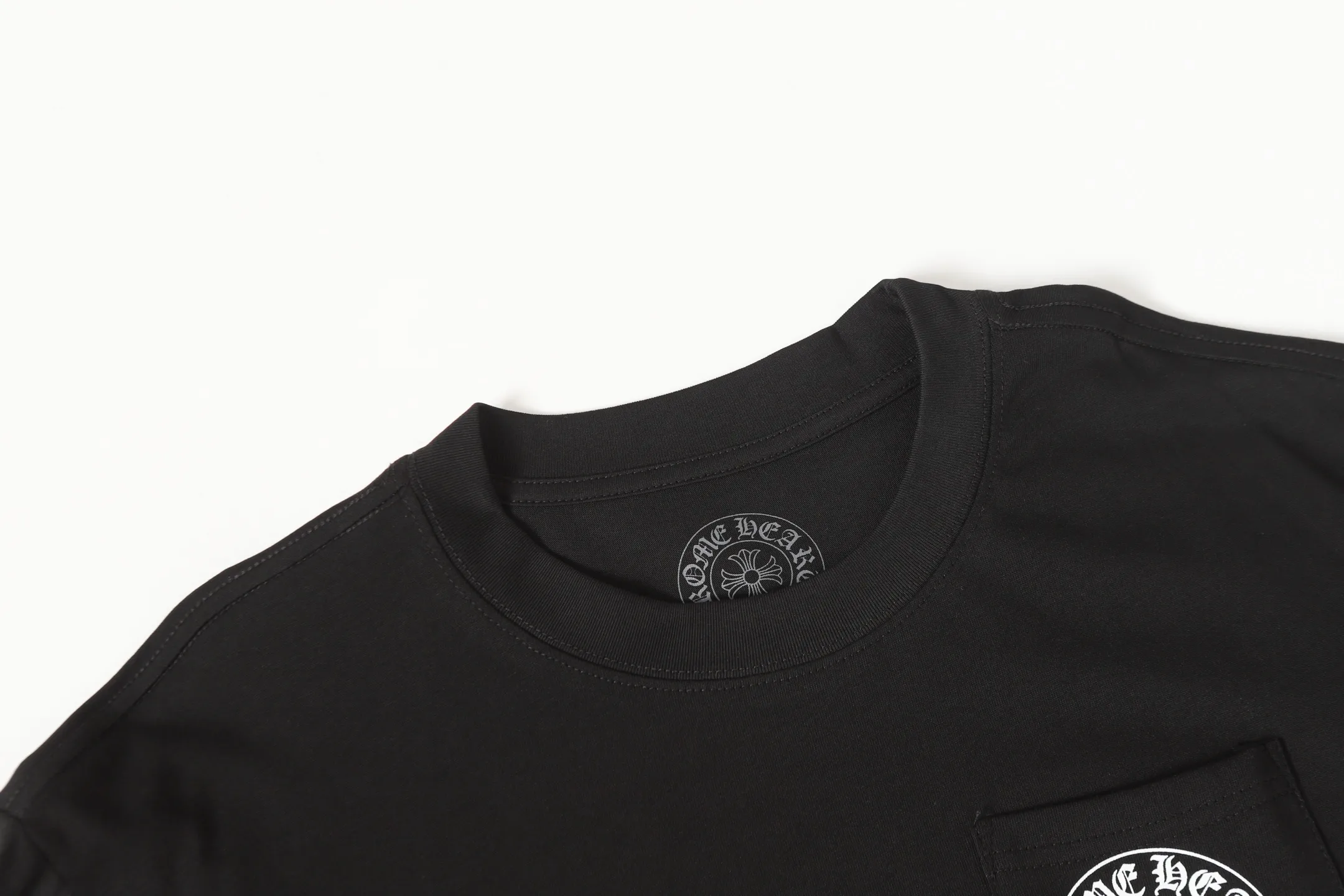 Logo Print Pocket T-Shirt D9014160 — view 3