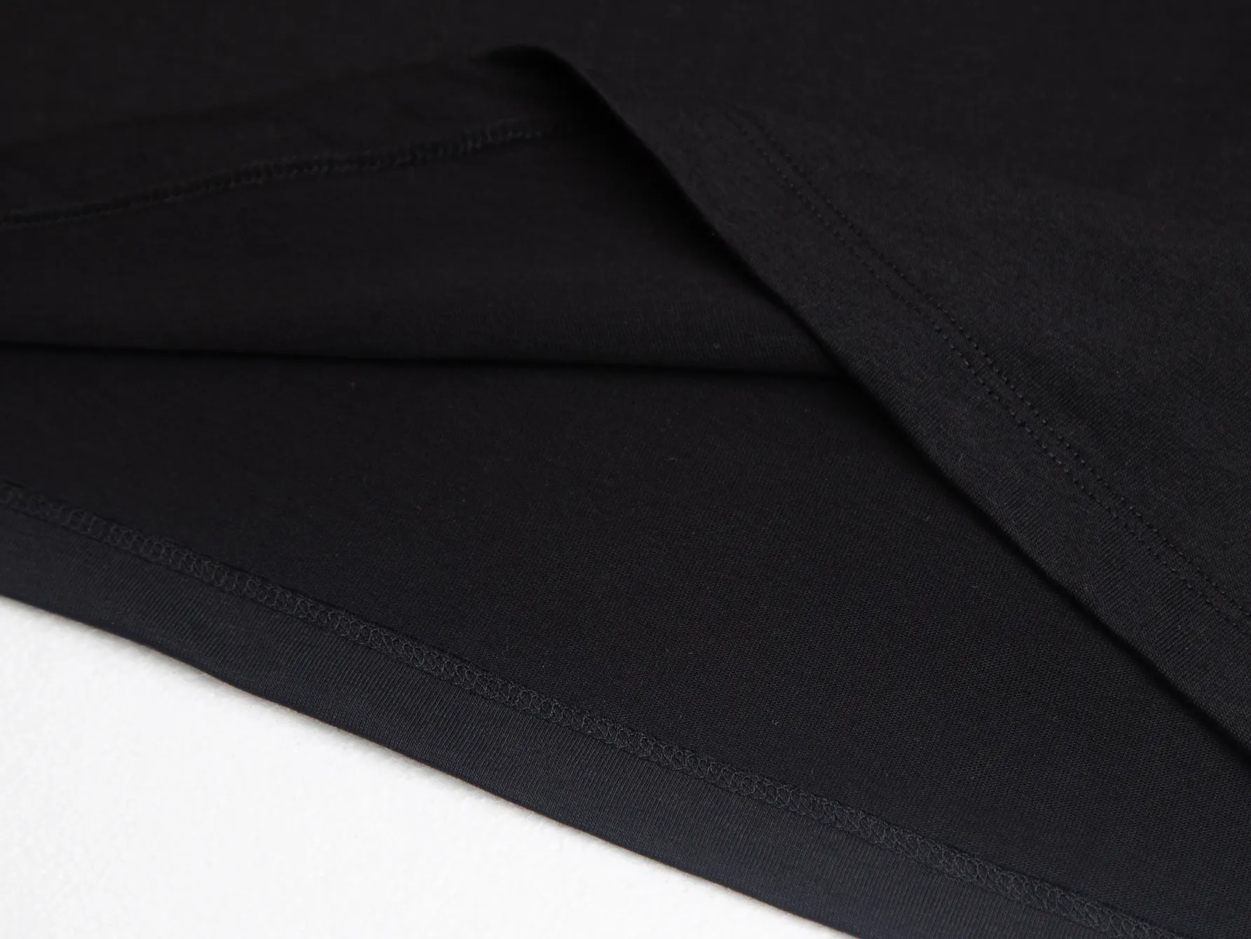 Logo Embroidery Pocket T-Shirt D9516378 — view 8
