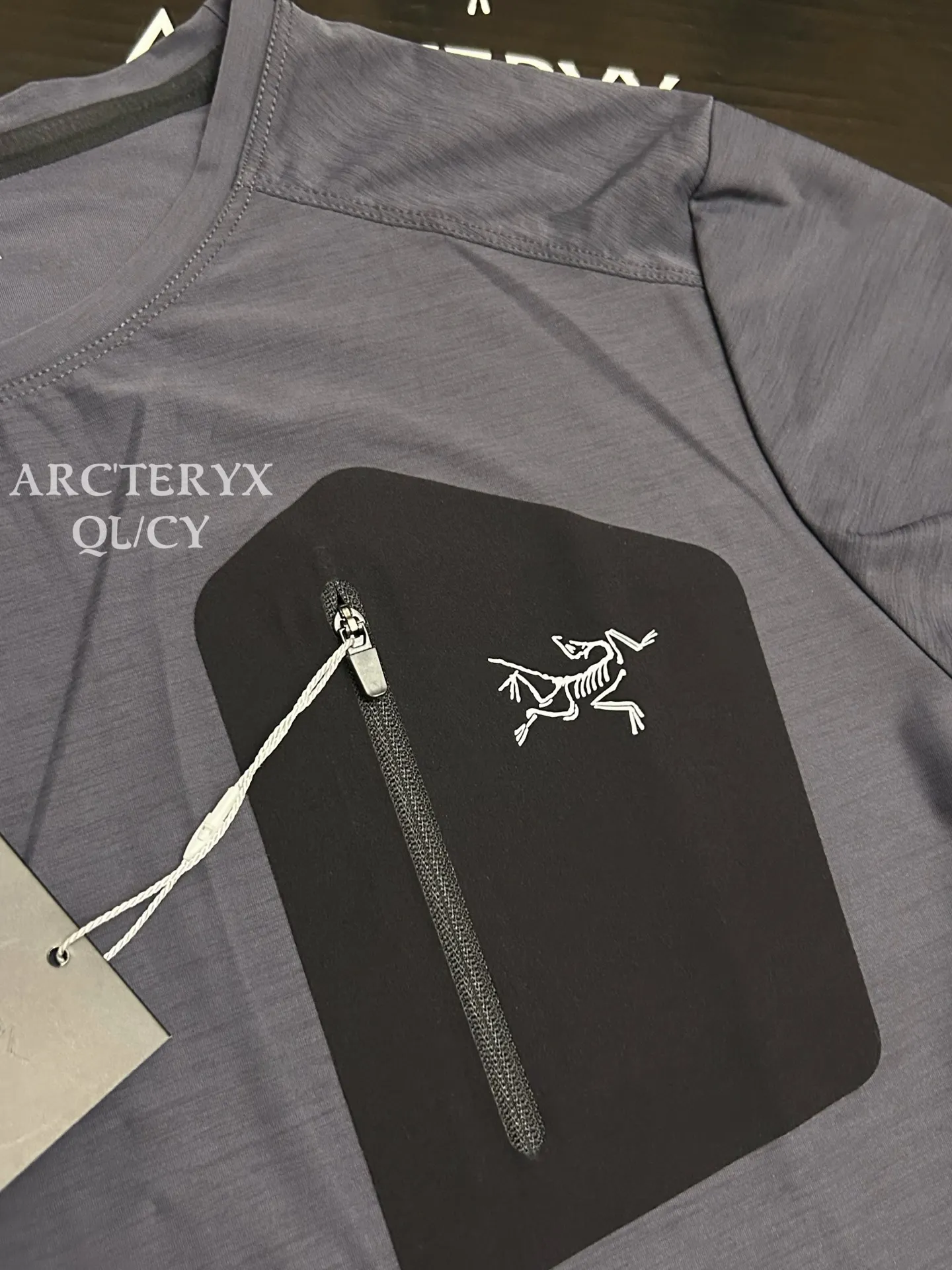 Quick-Dry Performance T-Shirt with Bonded Pocket D18011484 — view 5