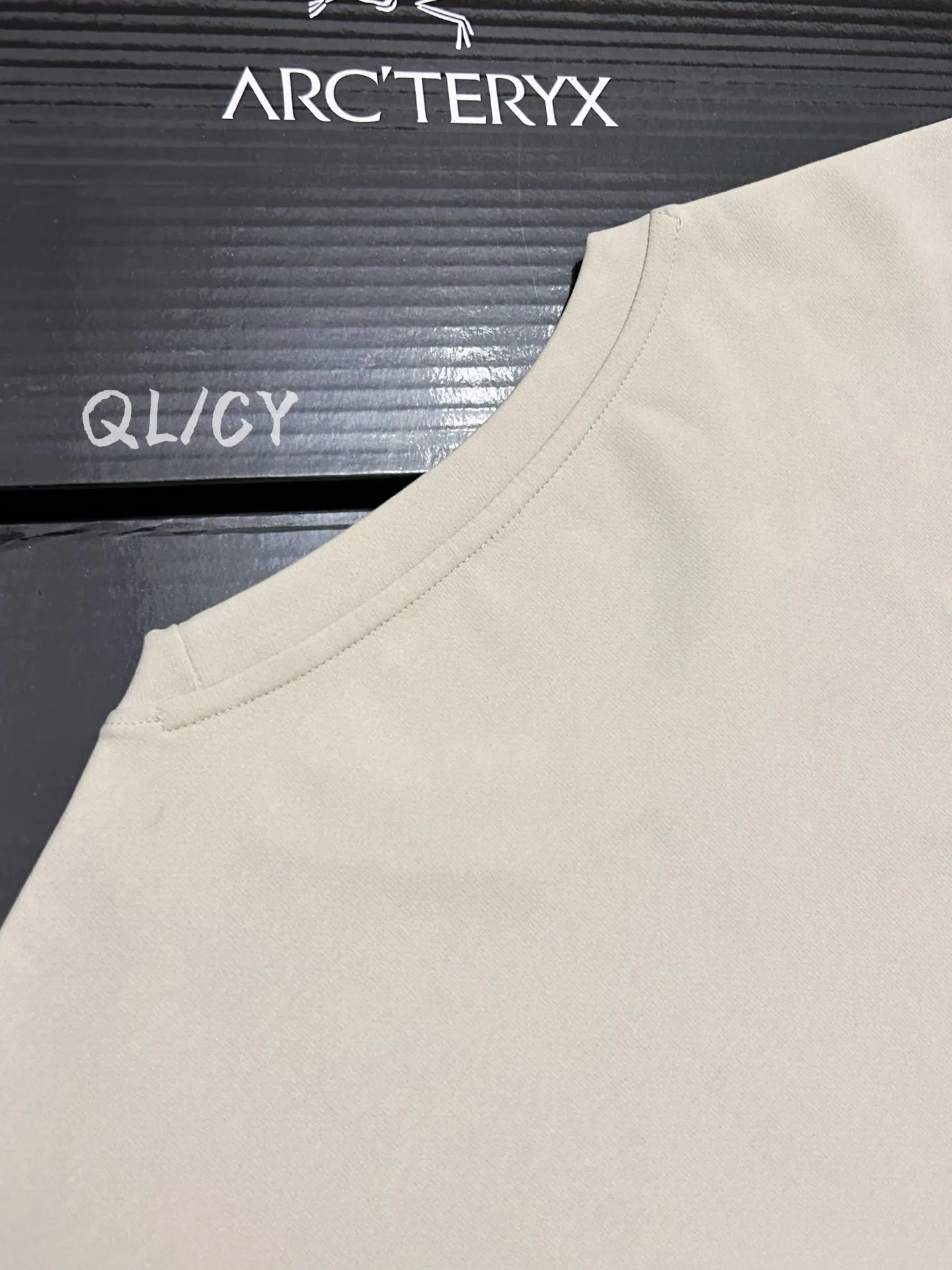 Ionia Merino Wool Blend Long-Sleeve T-Shirt D18020978 — view 9