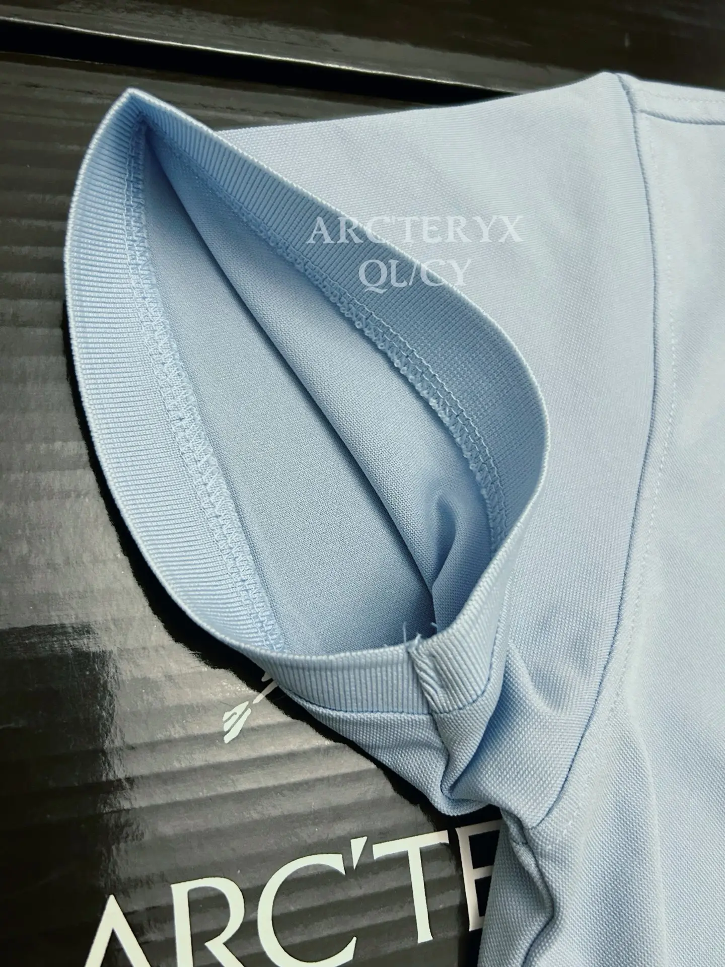 Logo-Embroidered Technical Polo Shirt D19011473 — view 5