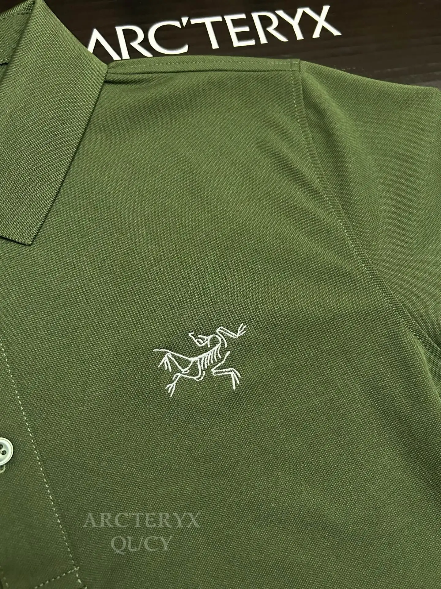 Embroidered Logo Performance Polo Shirt D19011476 — view 4
