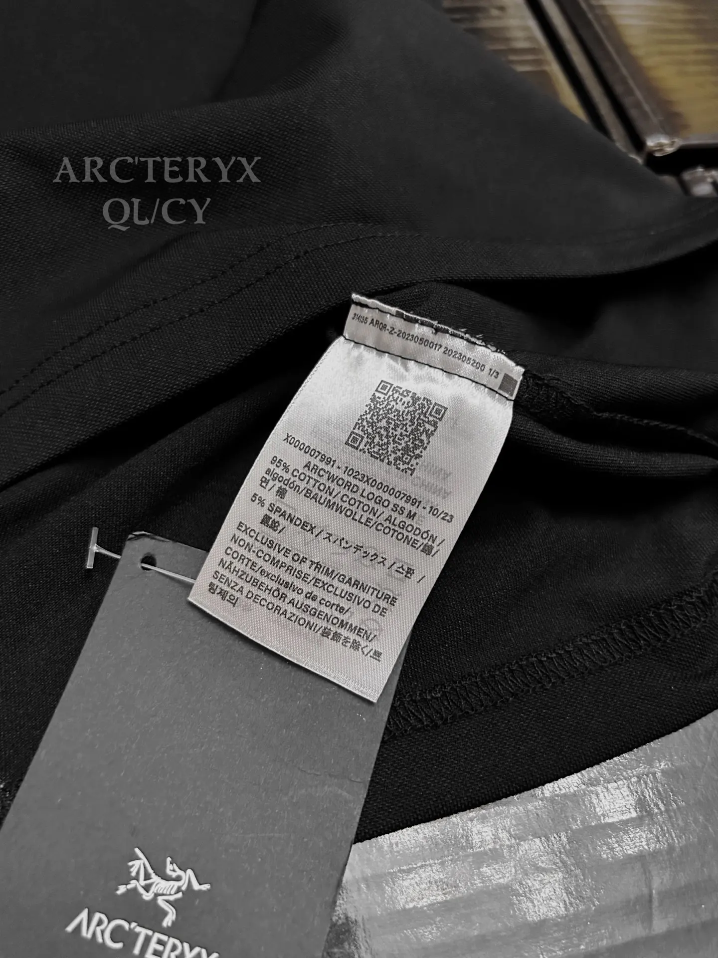 Logo-Embroidered Technical Piqué Polo Shirt D19011528 — view 4