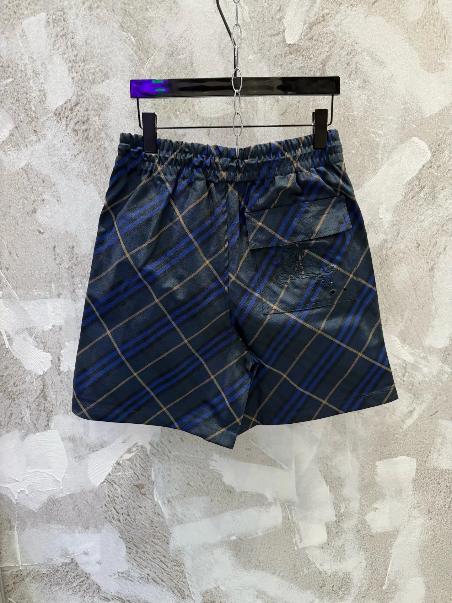 Check Yarn-Dyed Drawstring Shorts D19513371 — view 2