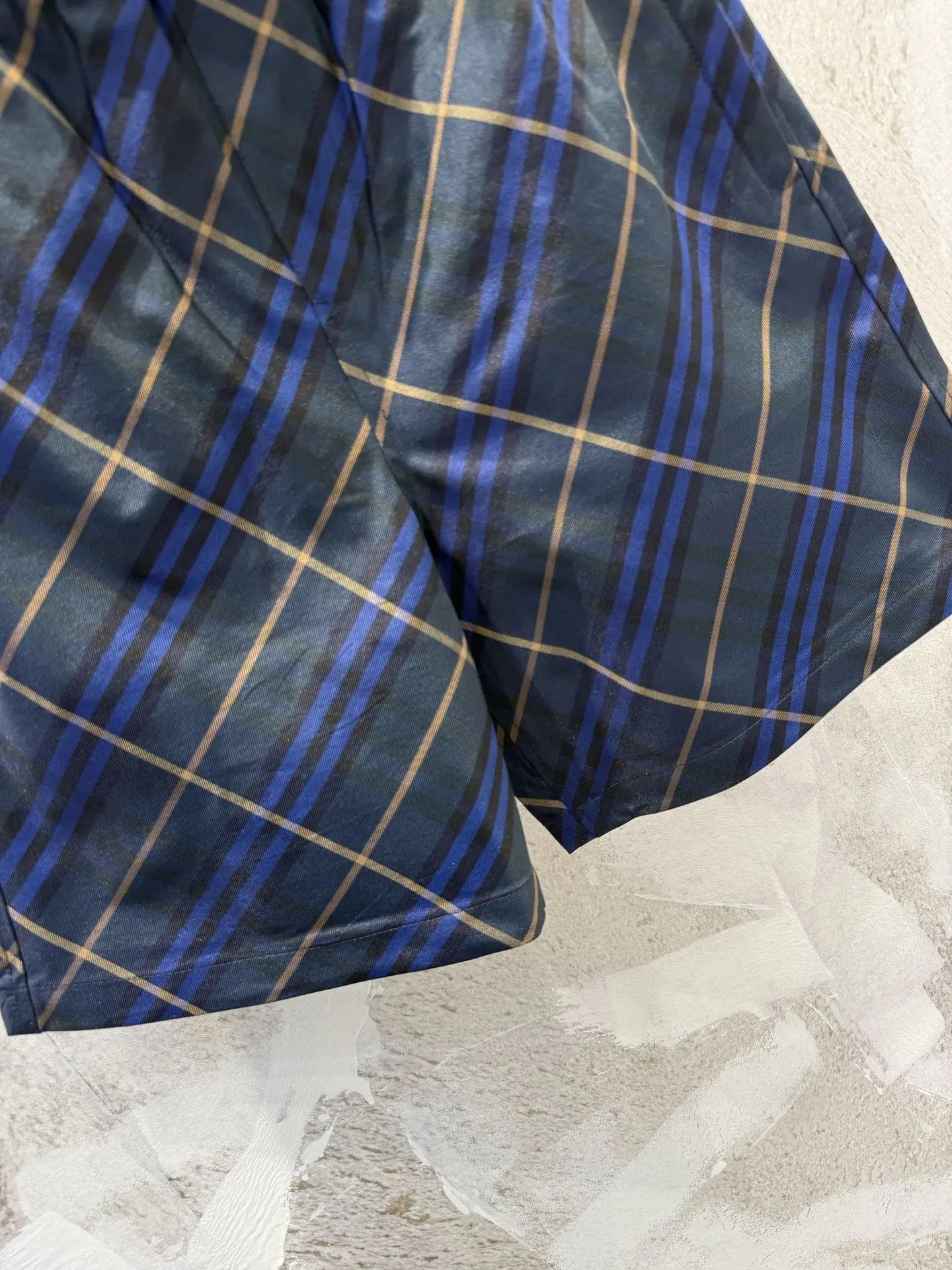 Check Yarn-Dyed Drawstring Shorts D19513371 — view 10