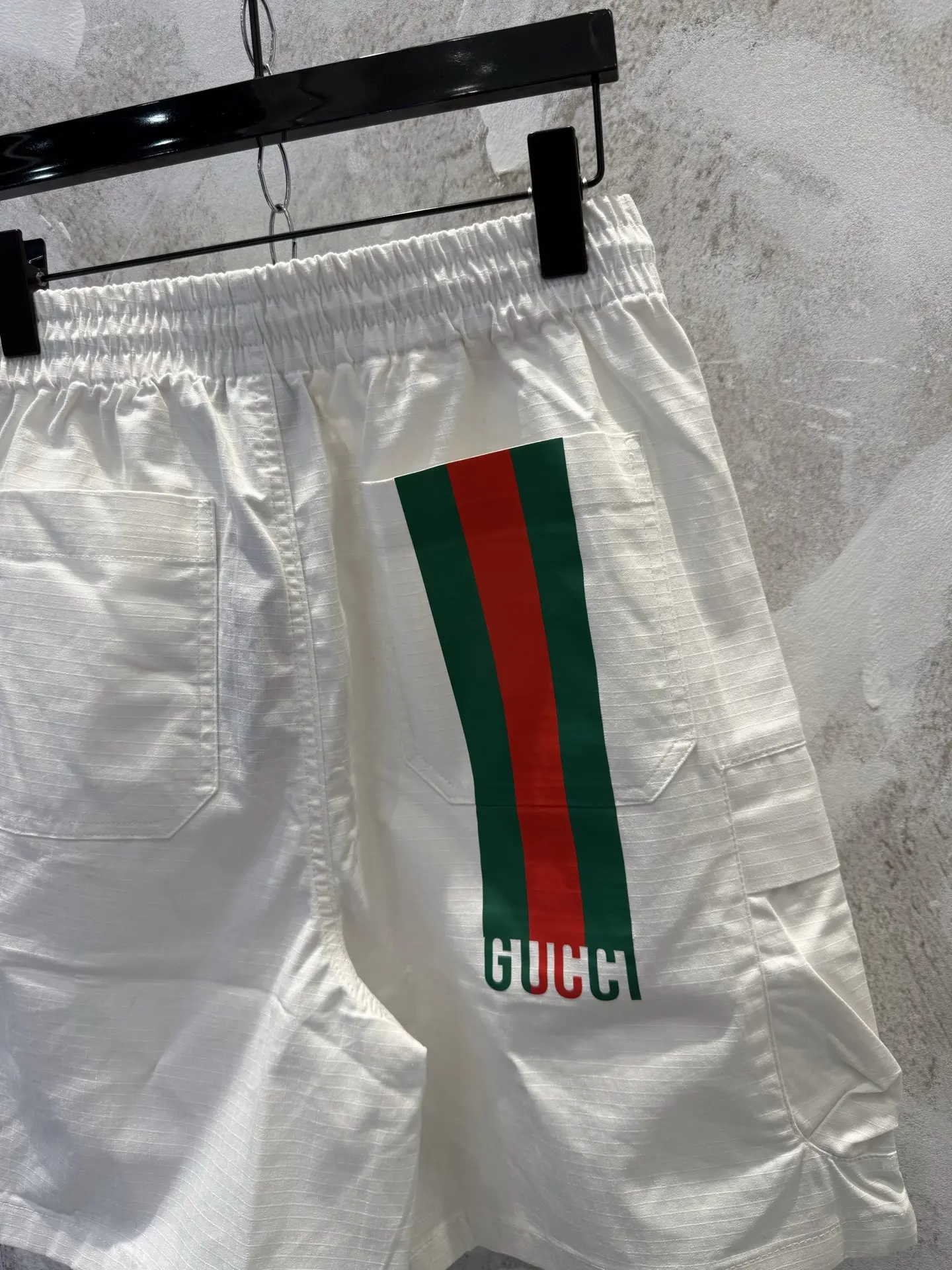 Logo-Print Drawstring Cargo Shorts D19513369 — view 7