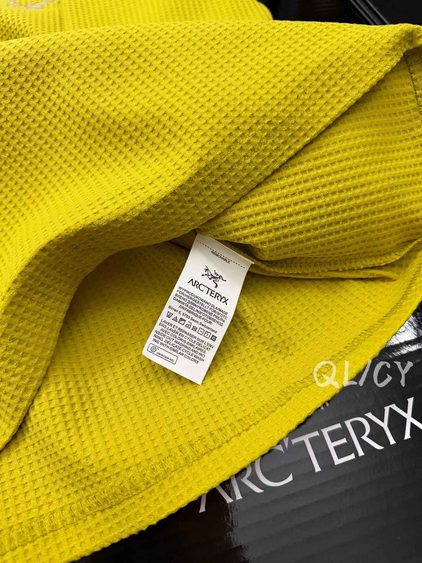 Arc'teryx Waffle Knit Long-Sleeve T-Shirt D21020847 — view 9