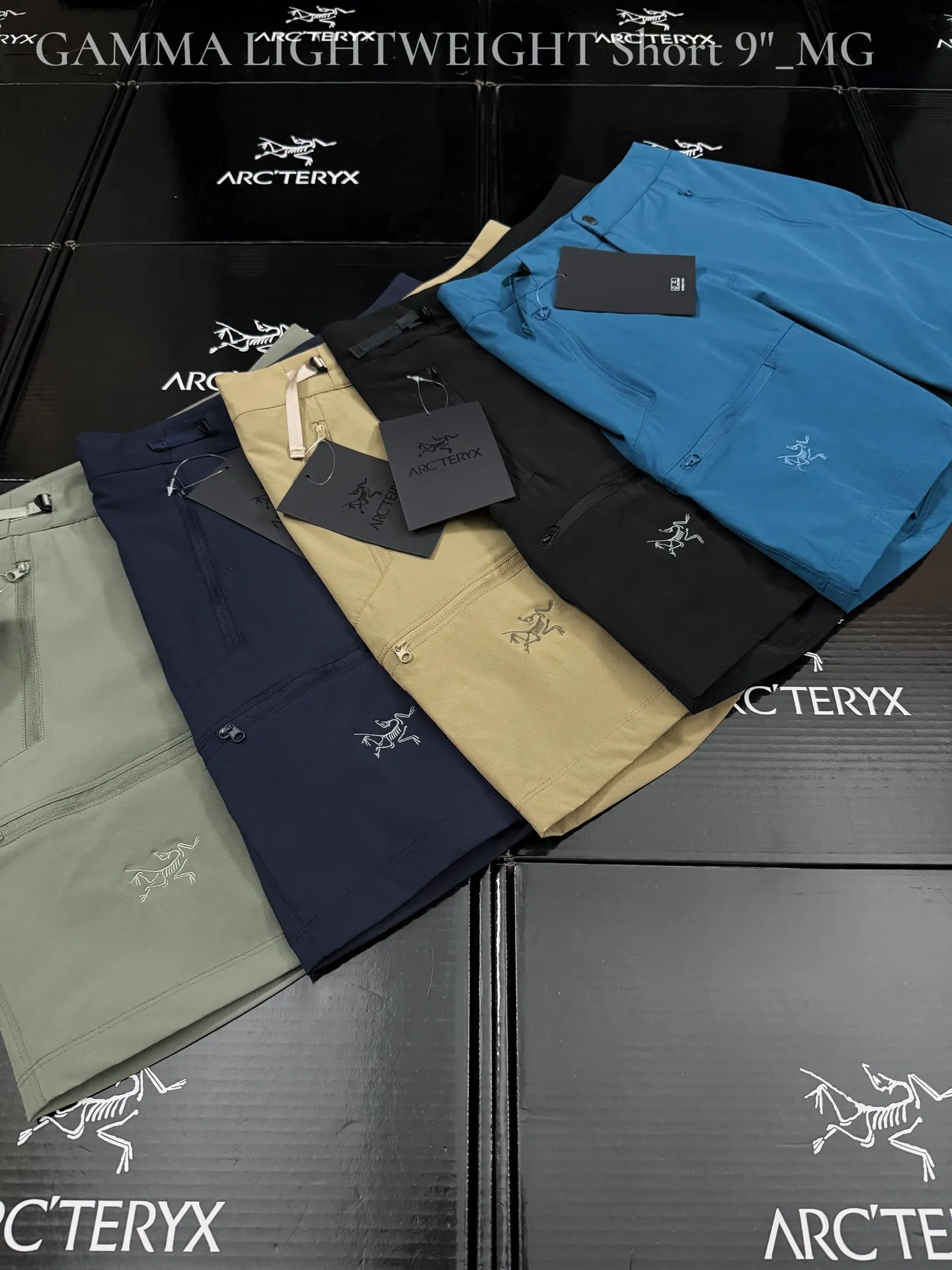 Gamma Lightweight 9" Softshell Shorts D22511498 — view 8
