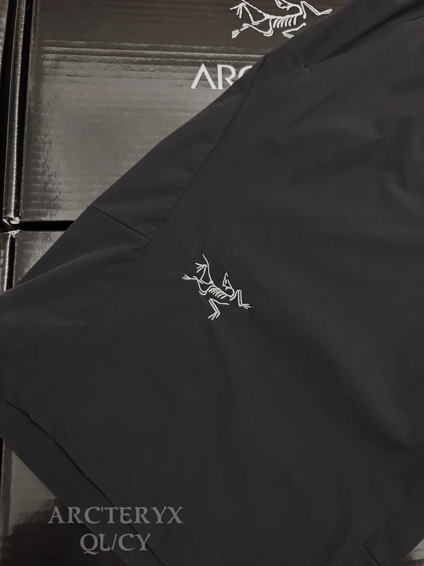 Lightweight Technical Softshell Shorts D23011518 — view 5