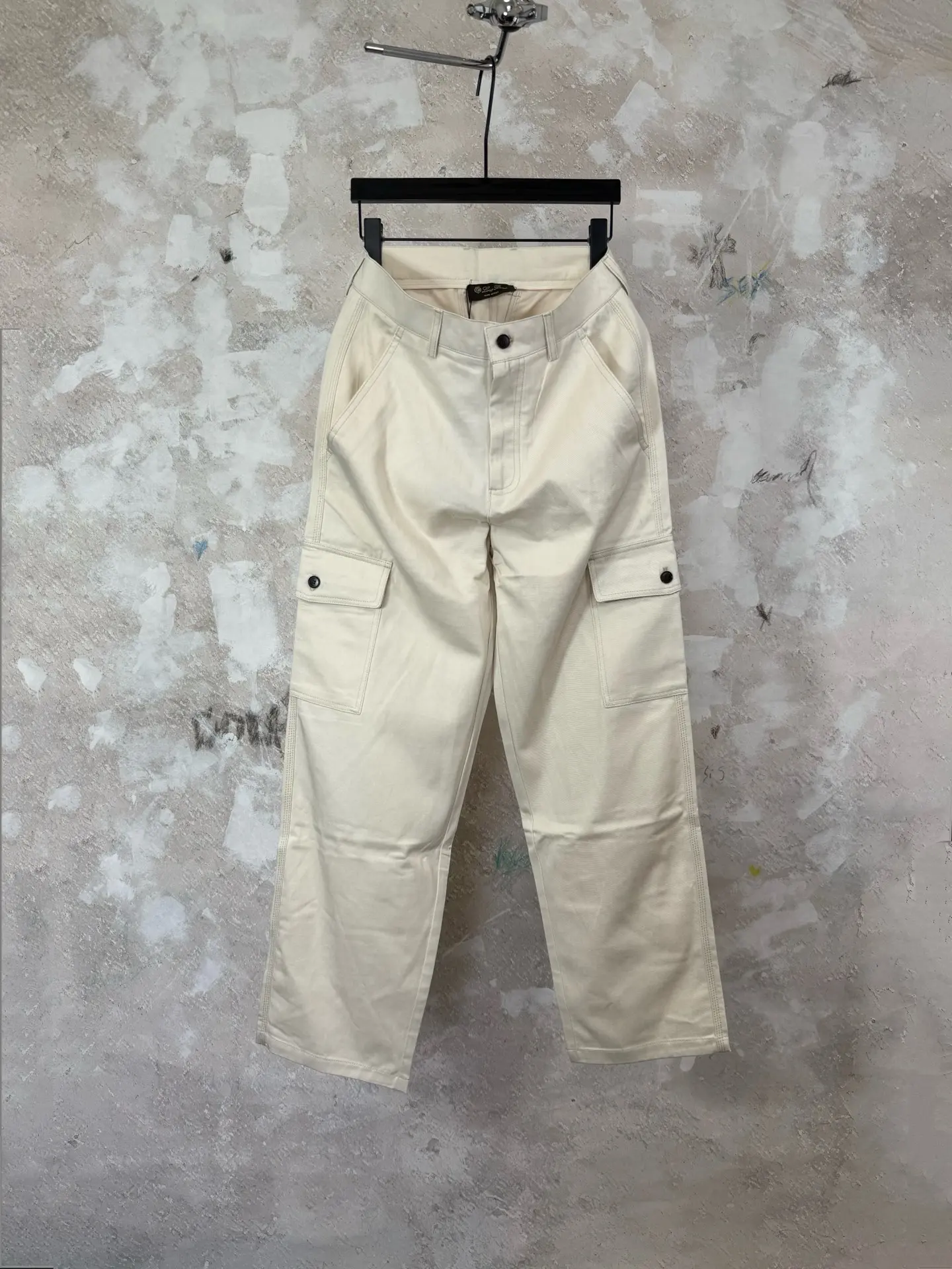 Straight-Leg Cotton and Linen-Blend Cargo Trousers D23519215
