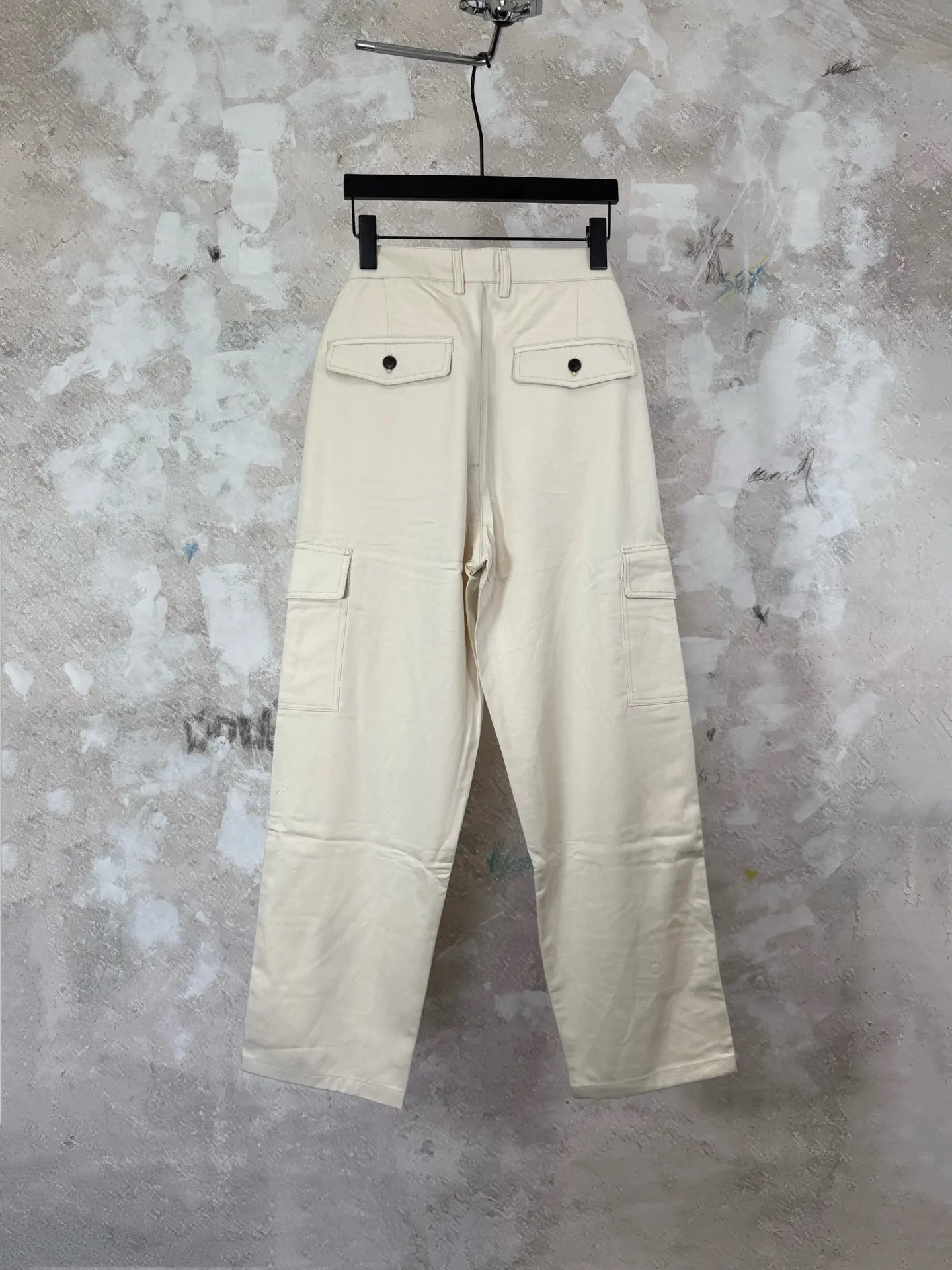 Straight-Leg Cotton and Linen-Blend Cargo Trousers D23519215 — view 2