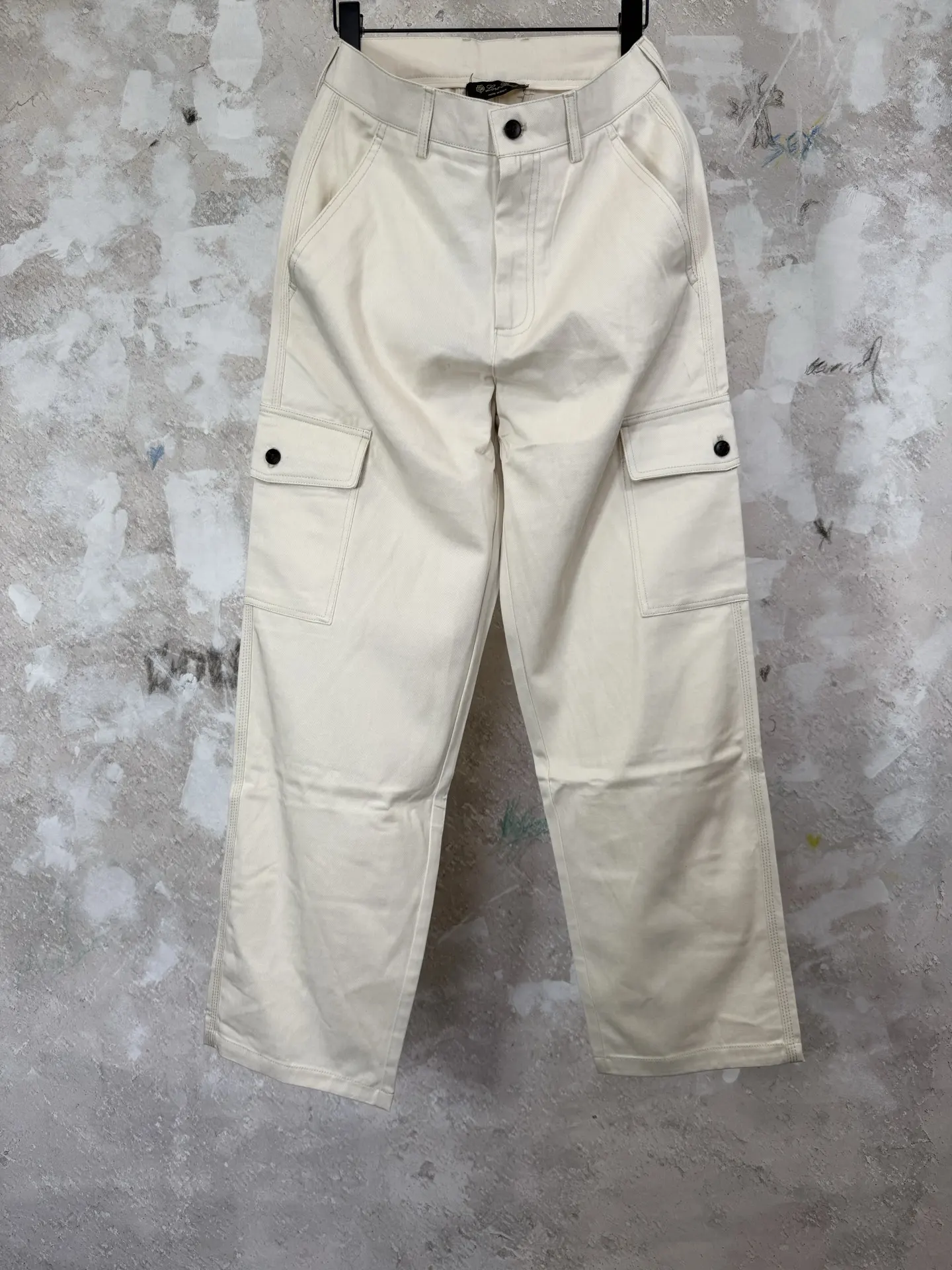 Straight-Leg Cotton and Linen-Blend Cargo Trousers D23519215 — view 3