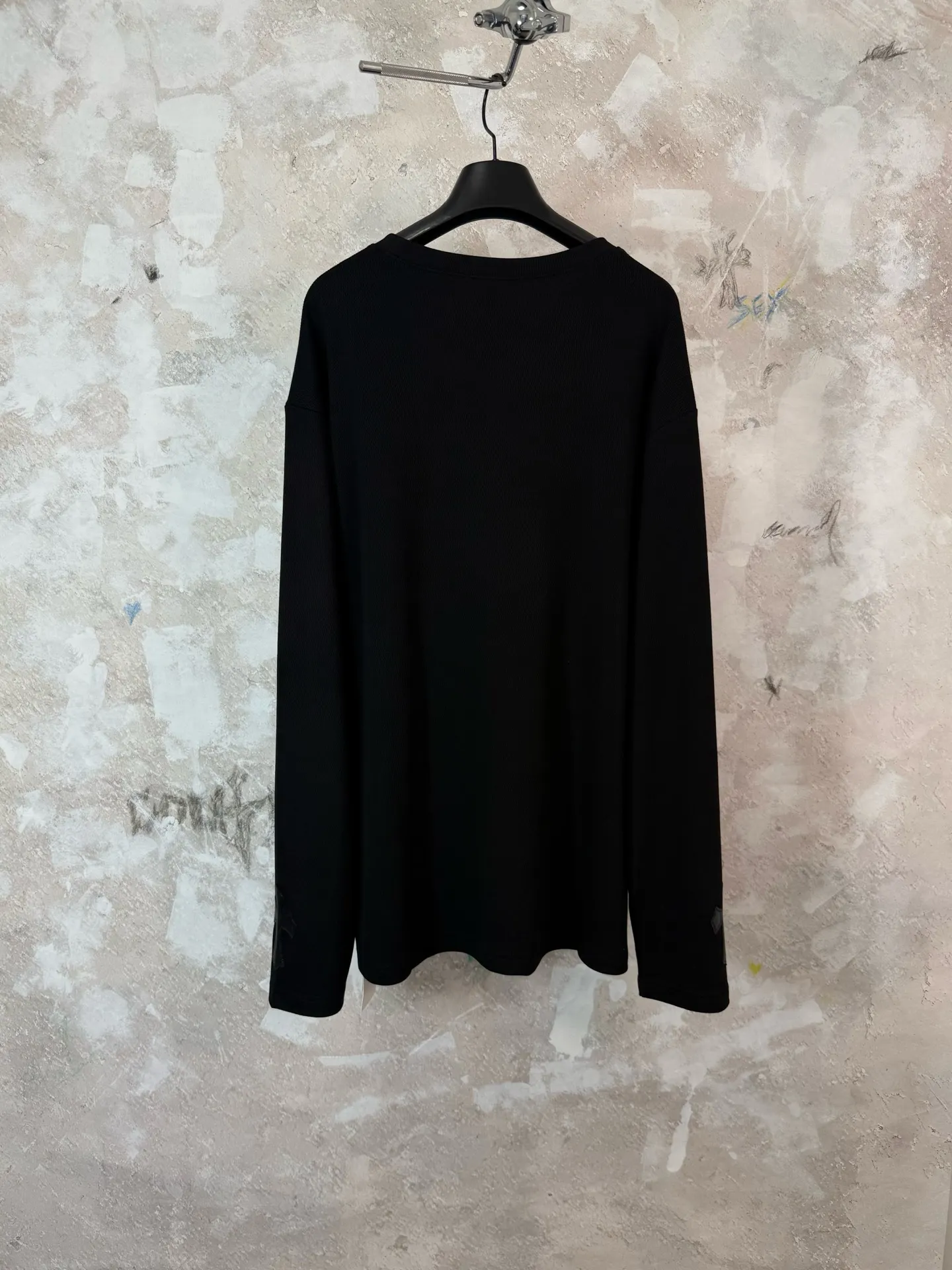 Leather-Patch Waffle Knit Long-Sleeve T-Shirt D24519211 — view 2